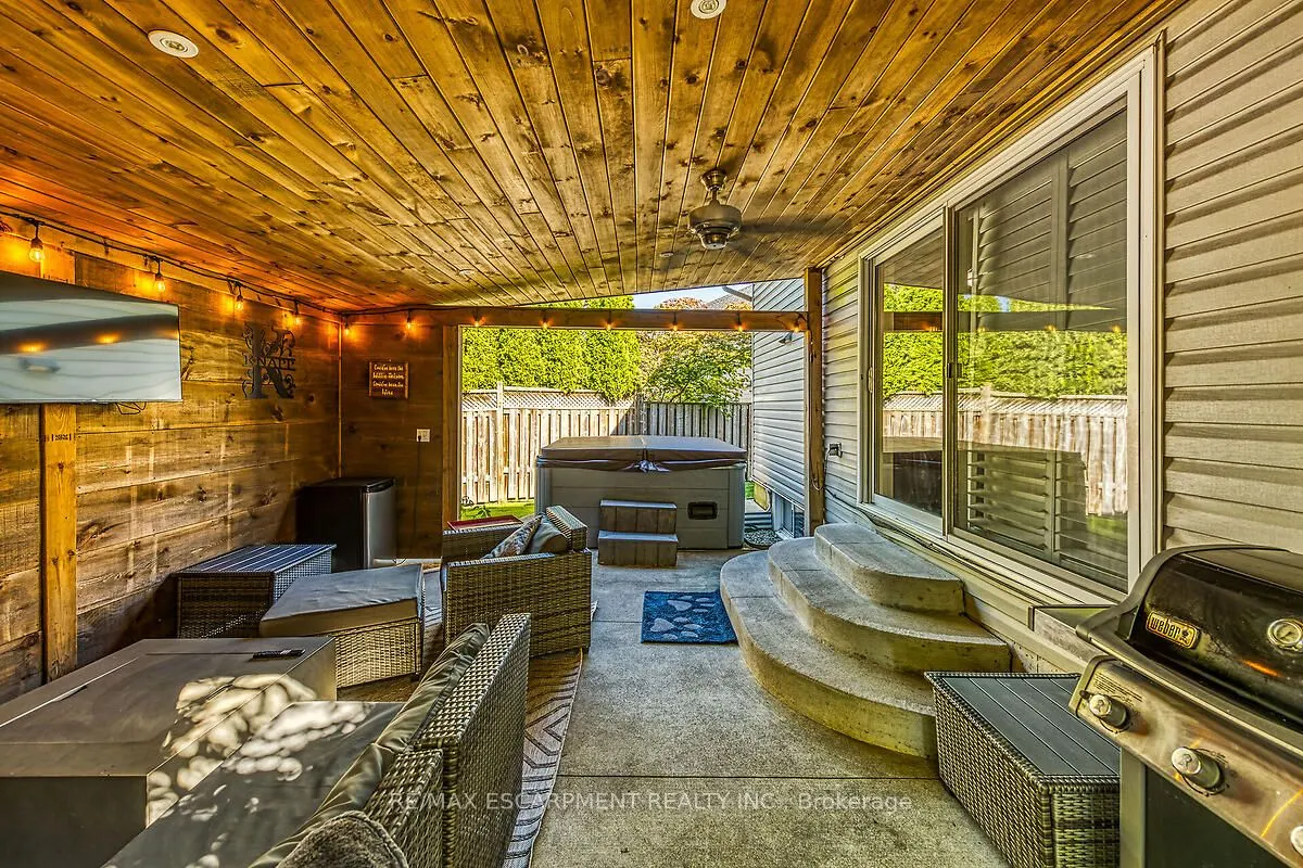 43 Claymore Crescent