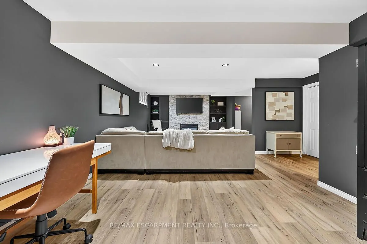 43 Claymore Crescent
