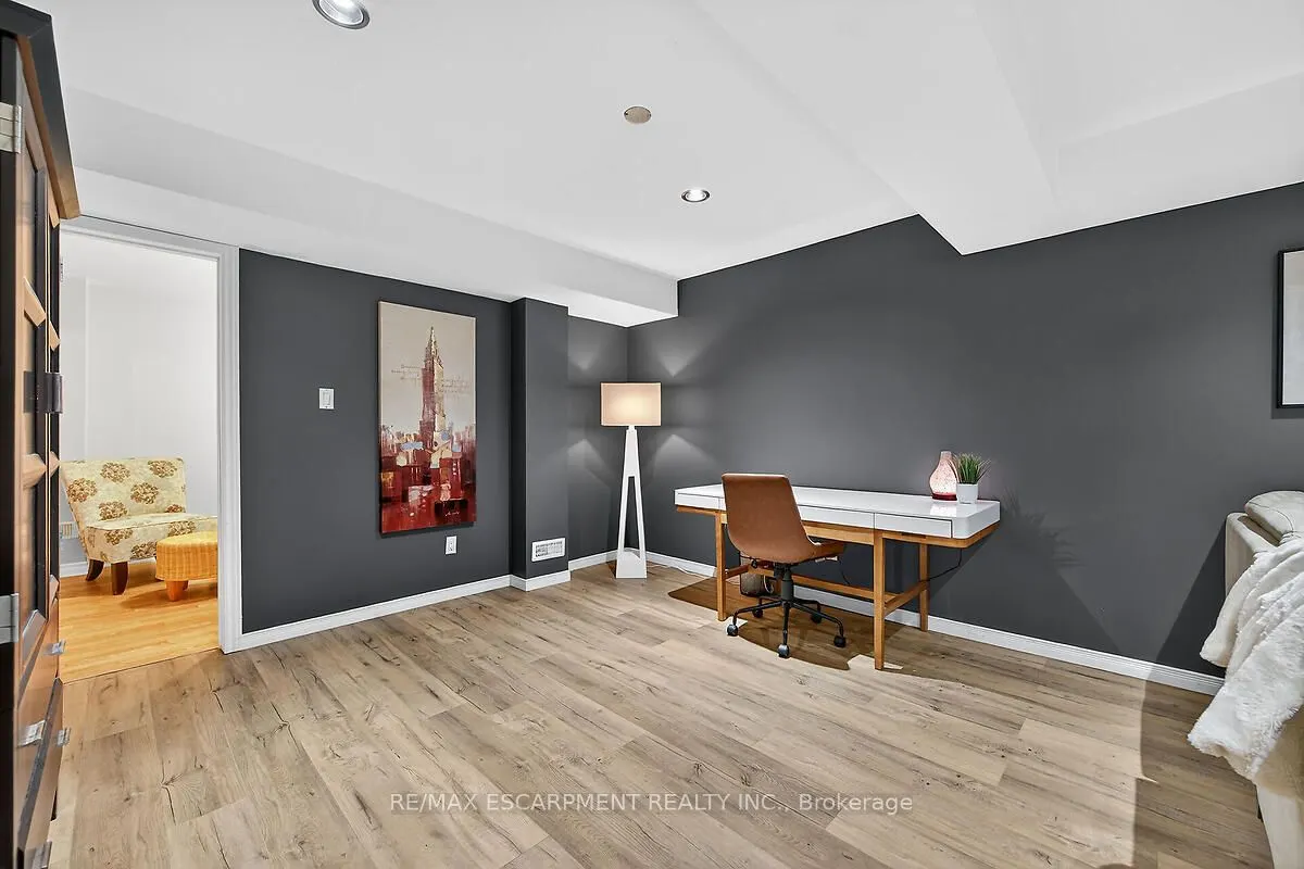43 Claymore Crescent