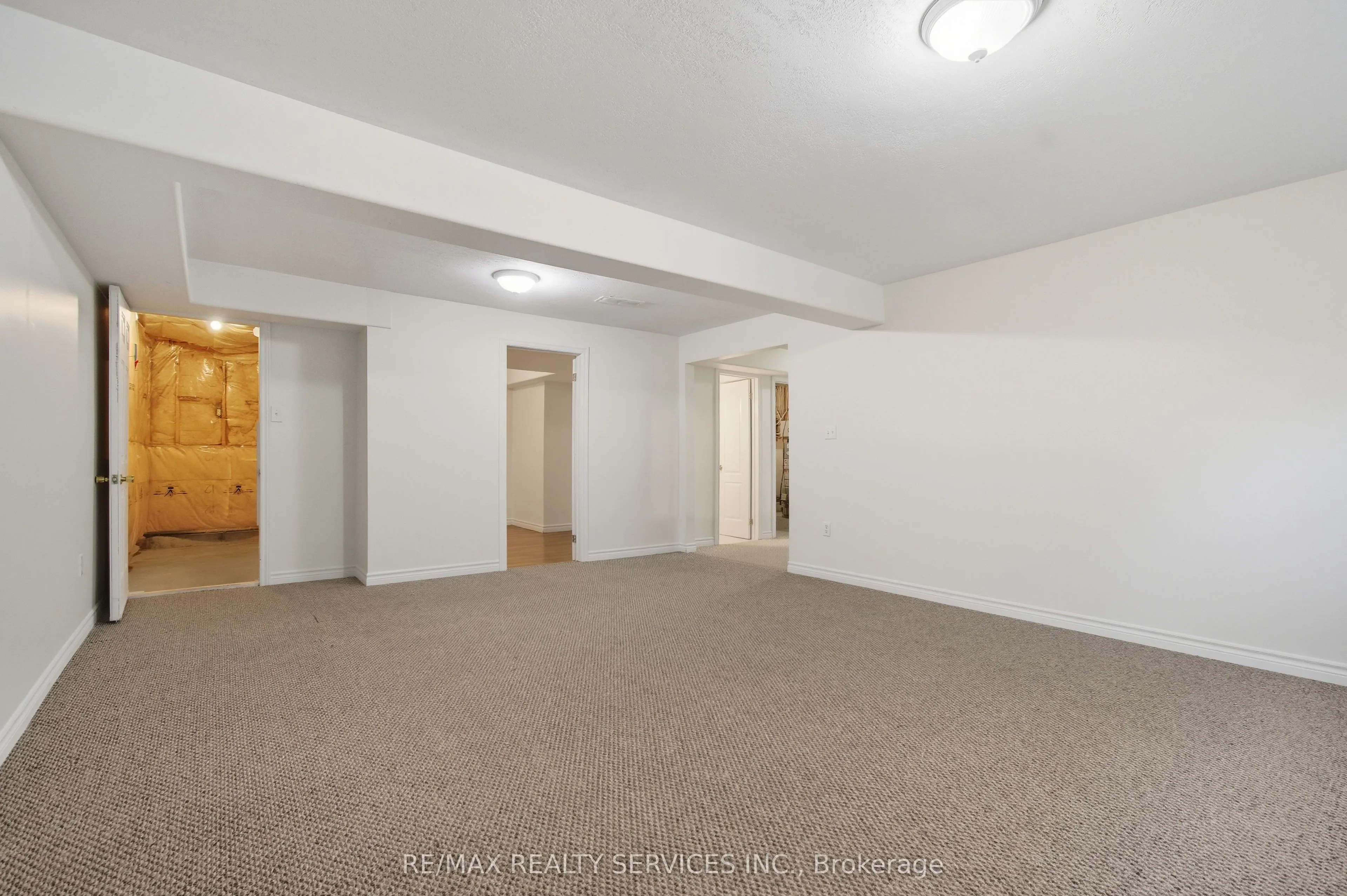 1039 Clover Avenue