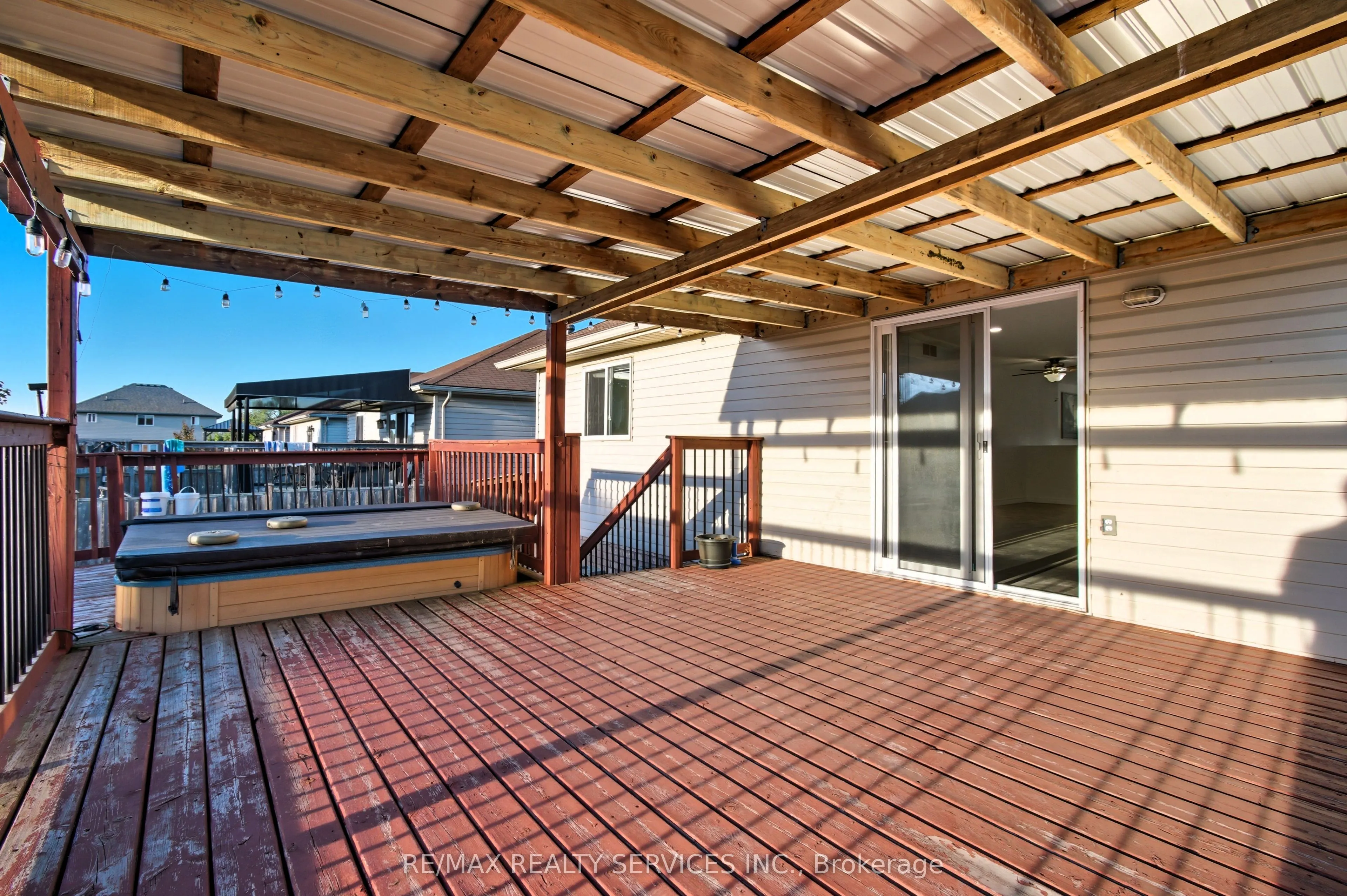1039 Clover Avenue