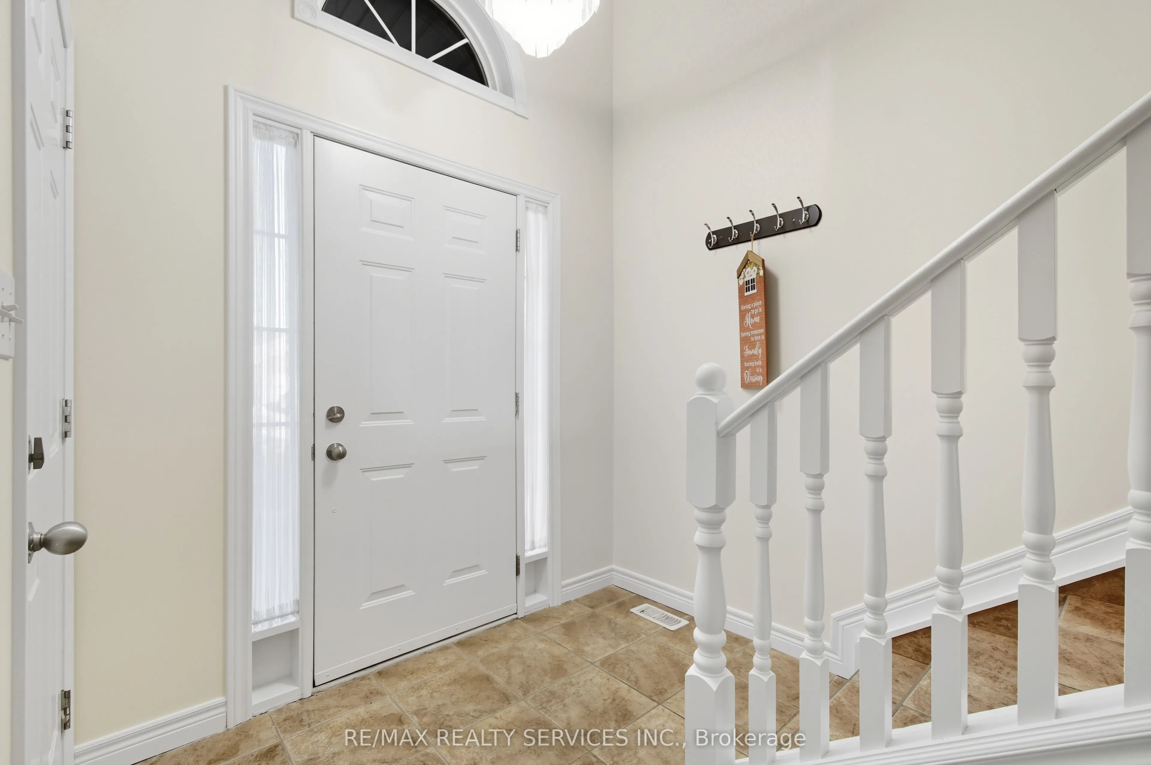 1039 Clover Avenue