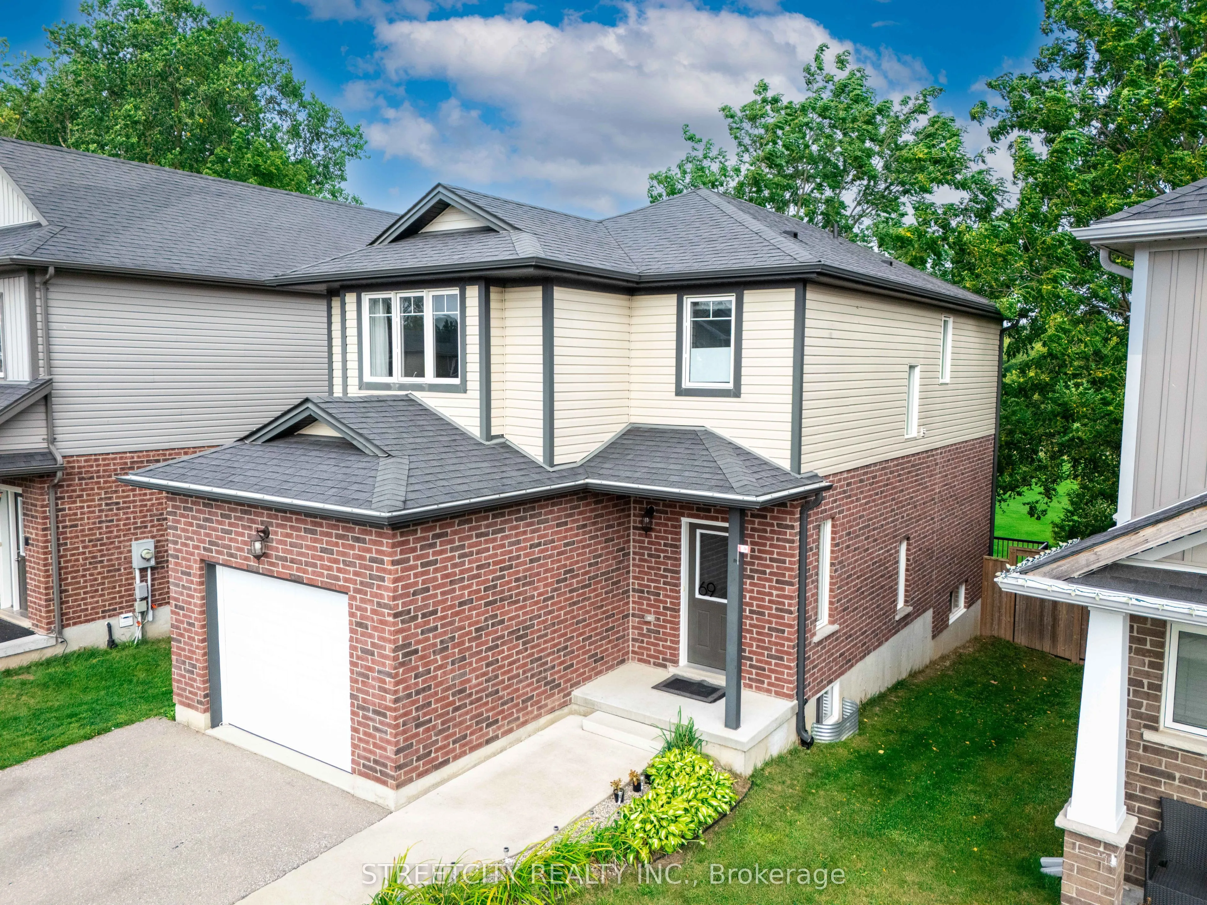 69 Yvonne Crescent