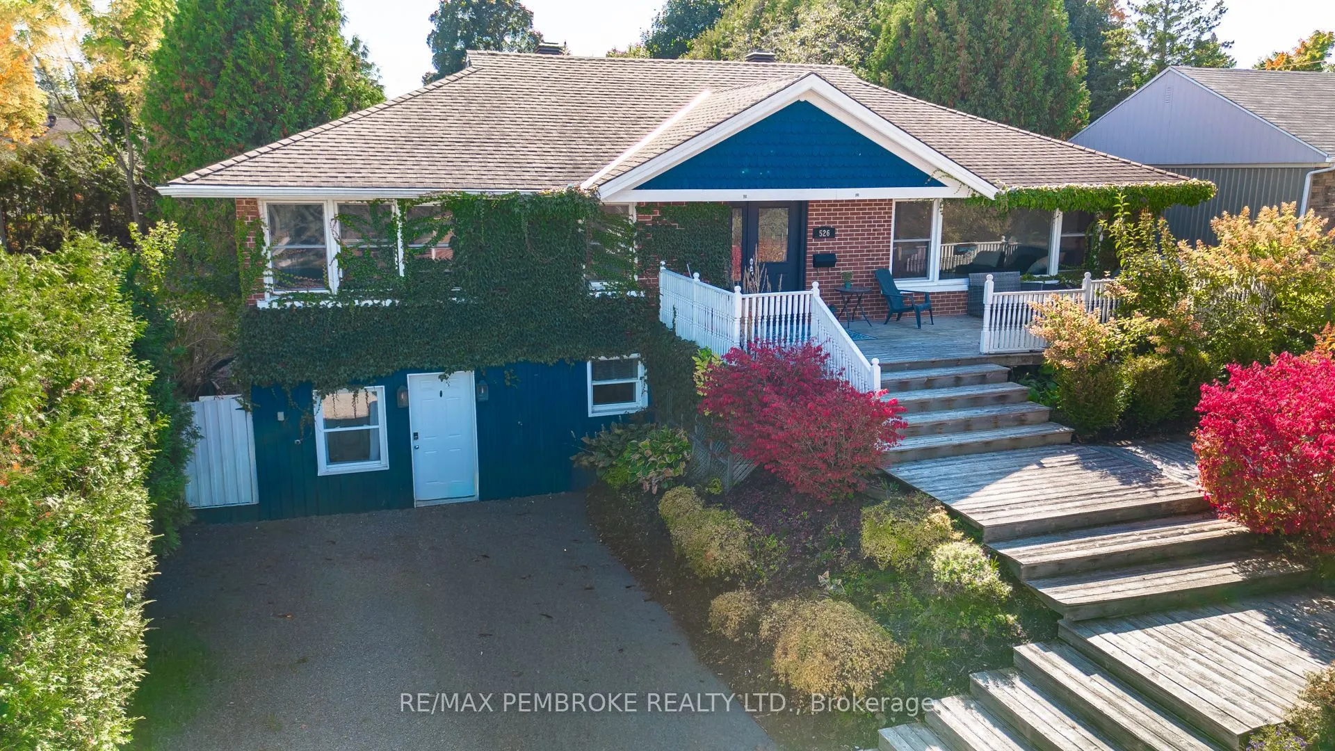 526 Esther Street