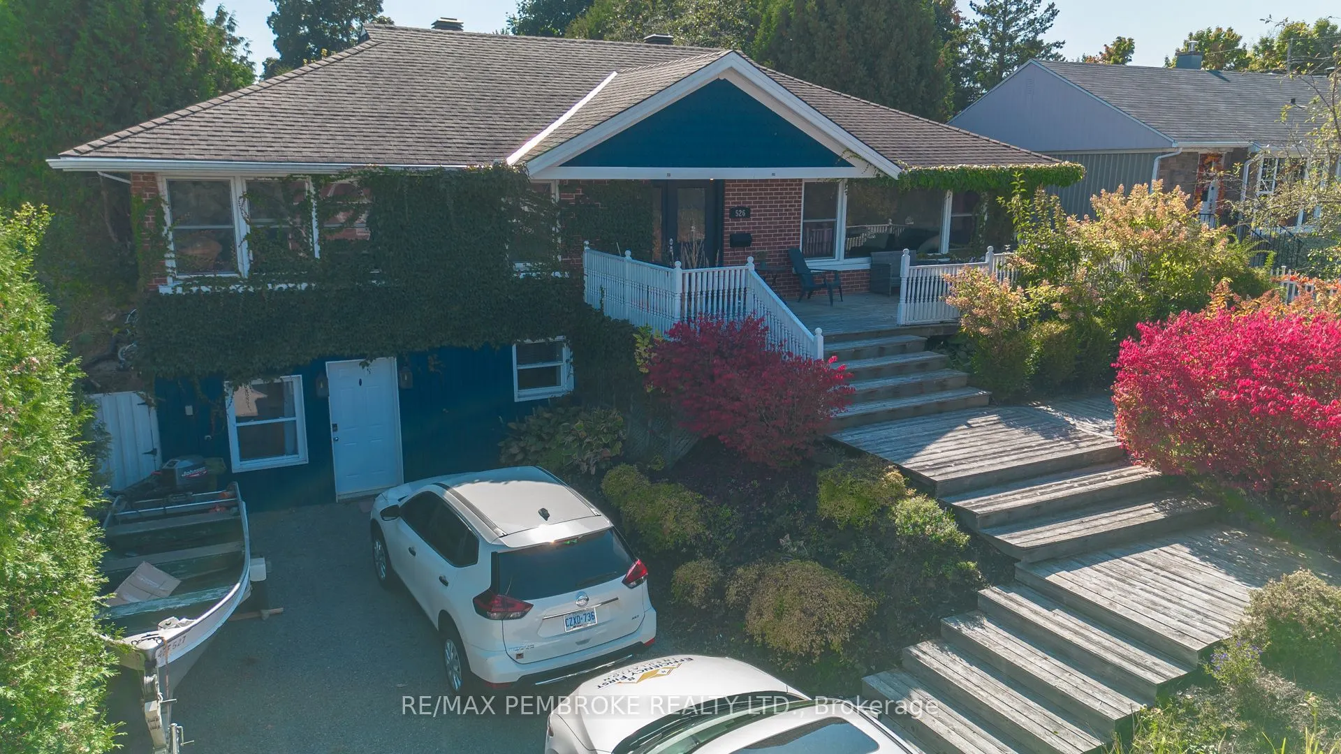 526 Esther Street