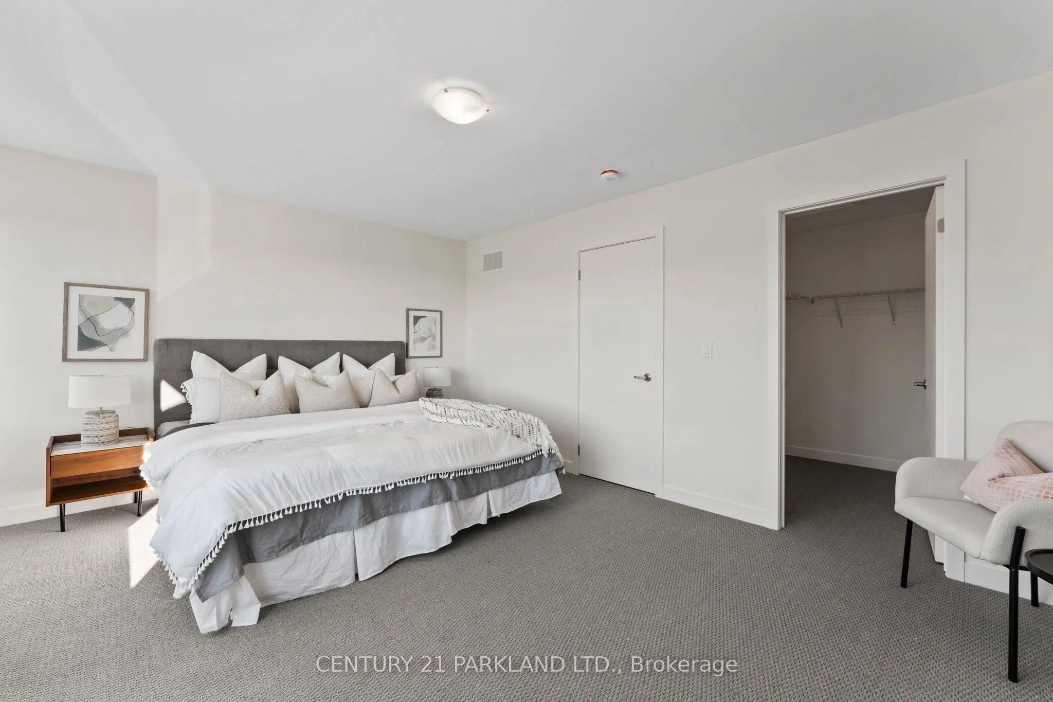 160 Densmore Road, ##3