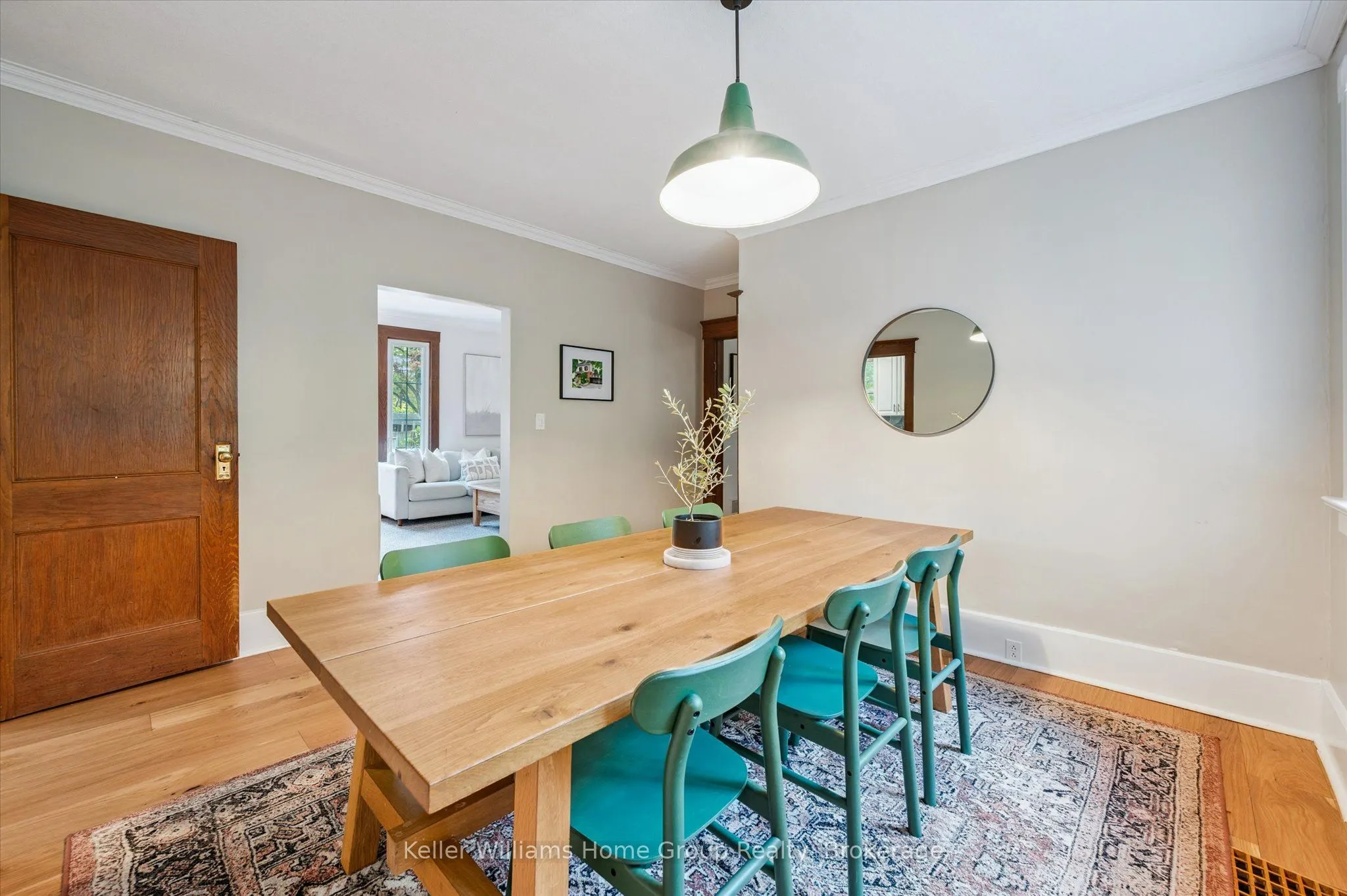 8 Crawford Street