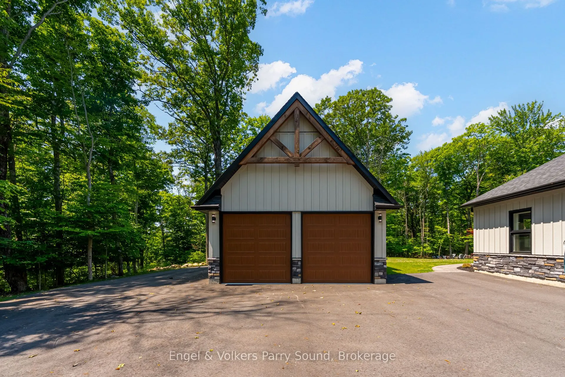 15 Carling Cove Drive