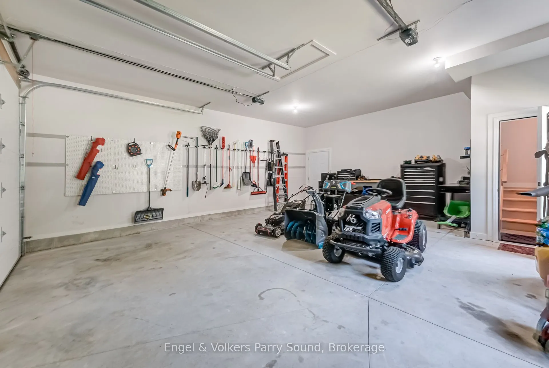 15 Carling Cove Drive