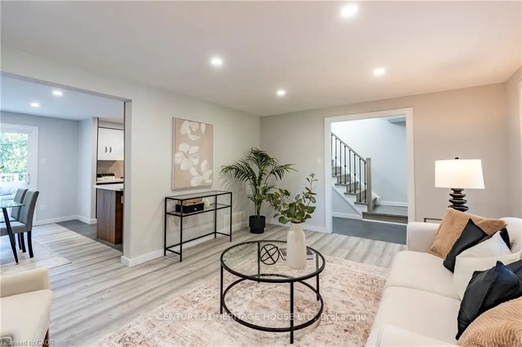 20 Roseneath Crescent