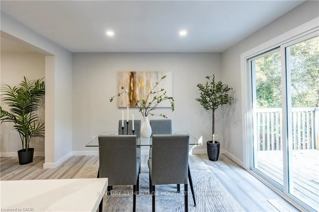 20 Roseneath Crescent