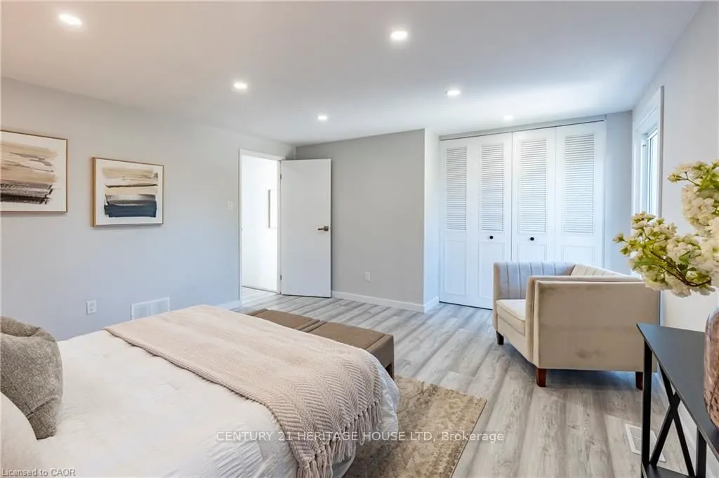 20 Roseneath Crescent