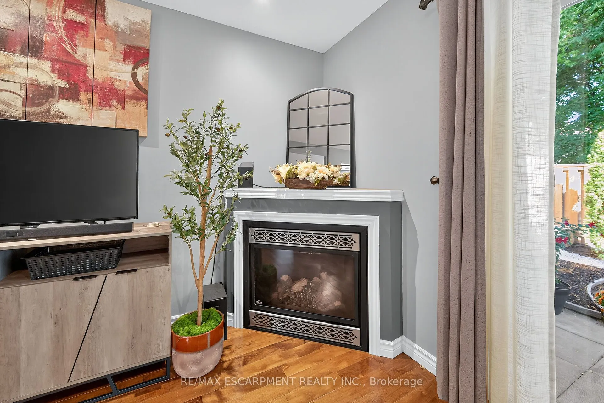 1550 GARTH Street, #17
