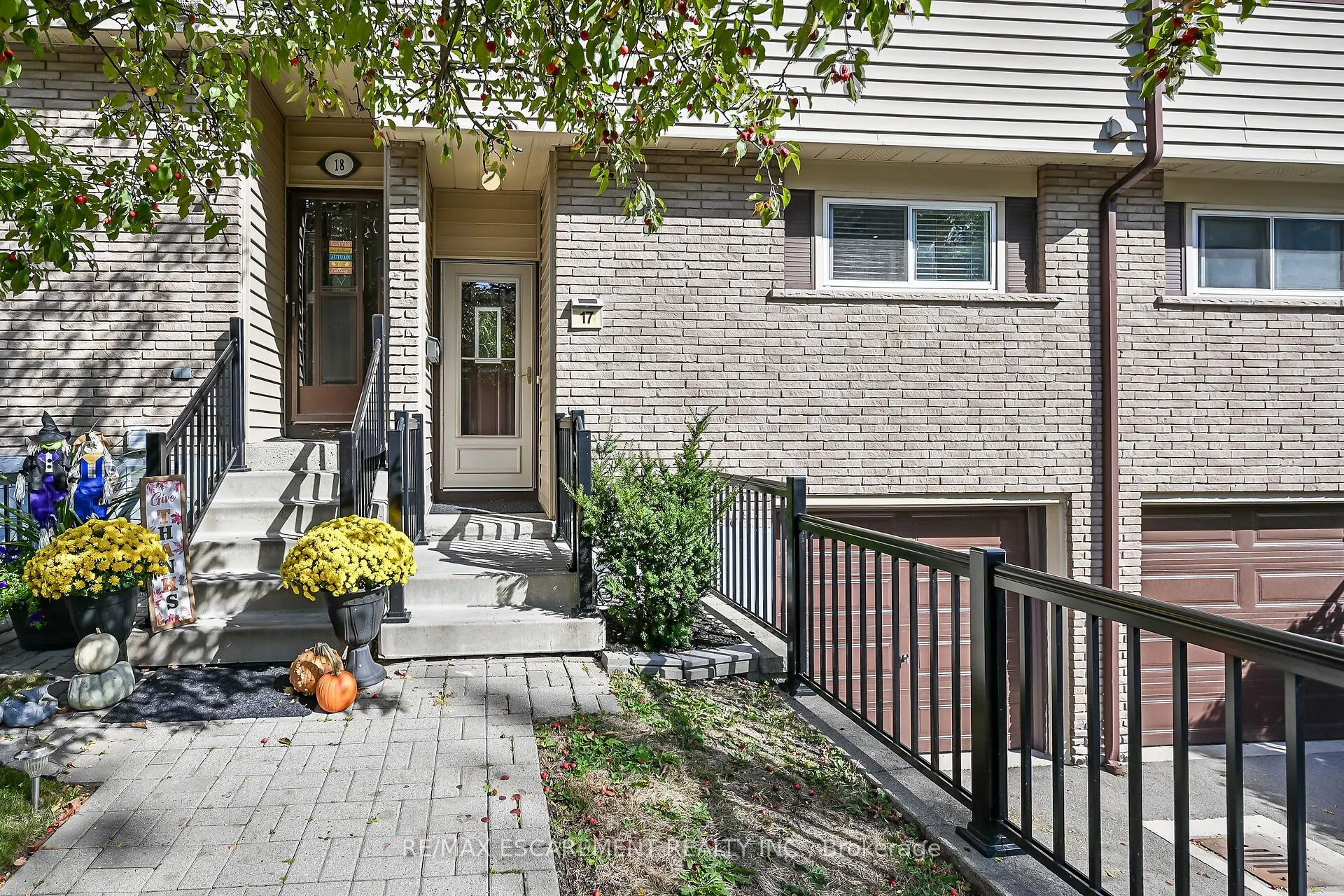 1550 GARTH Street, #17