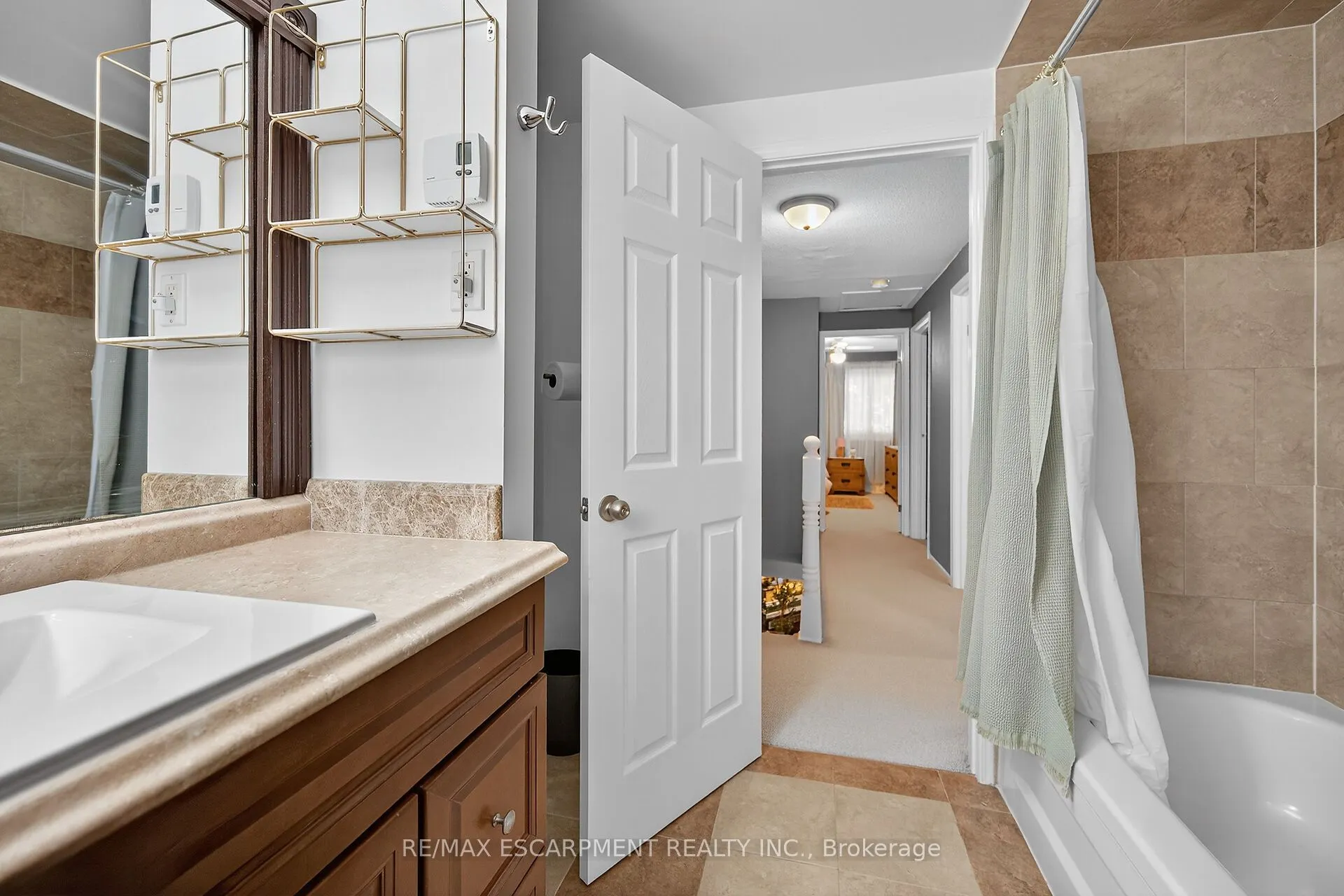 1550 GARTH Street, #17