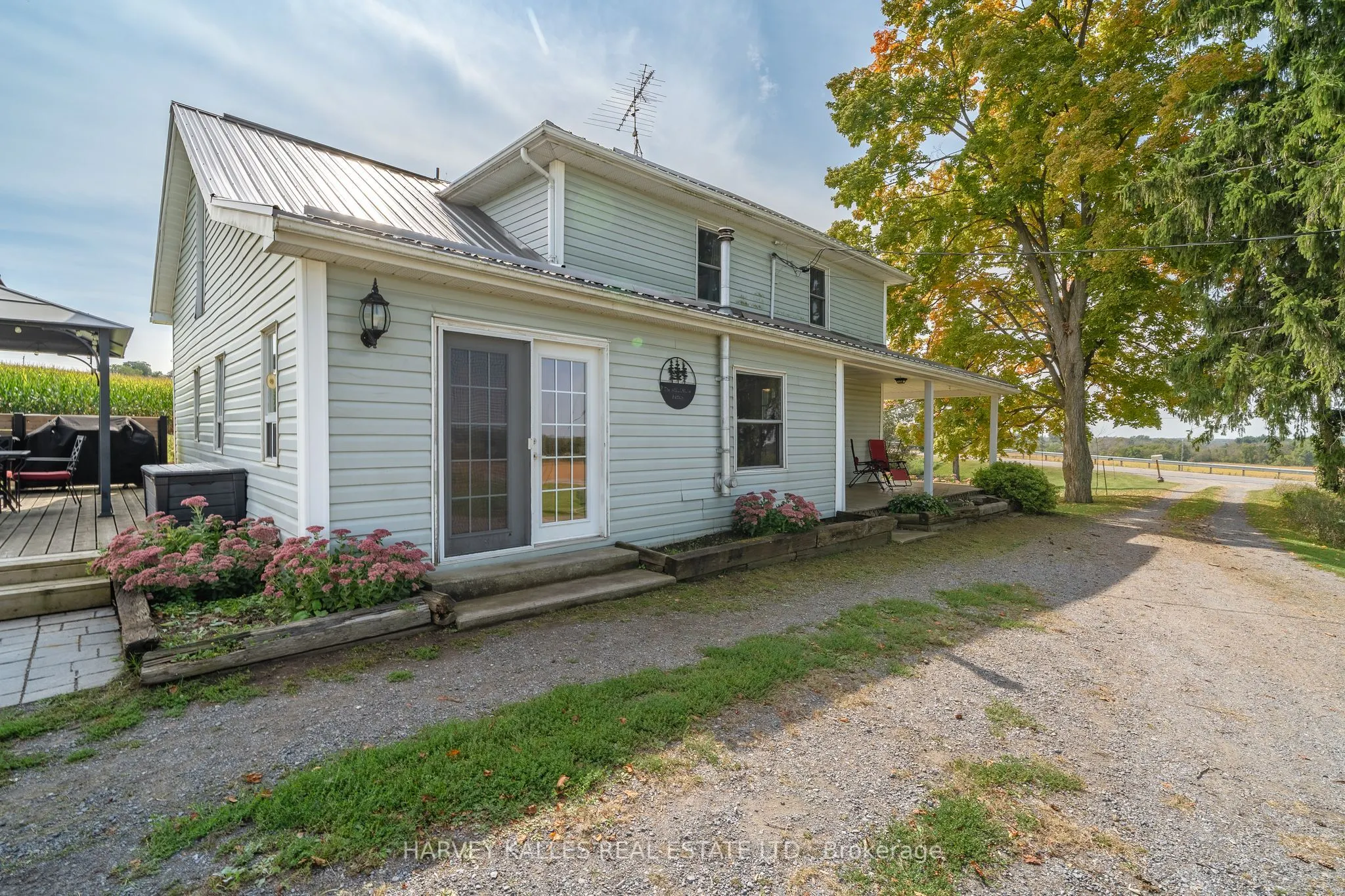 52 County Road 18 Road