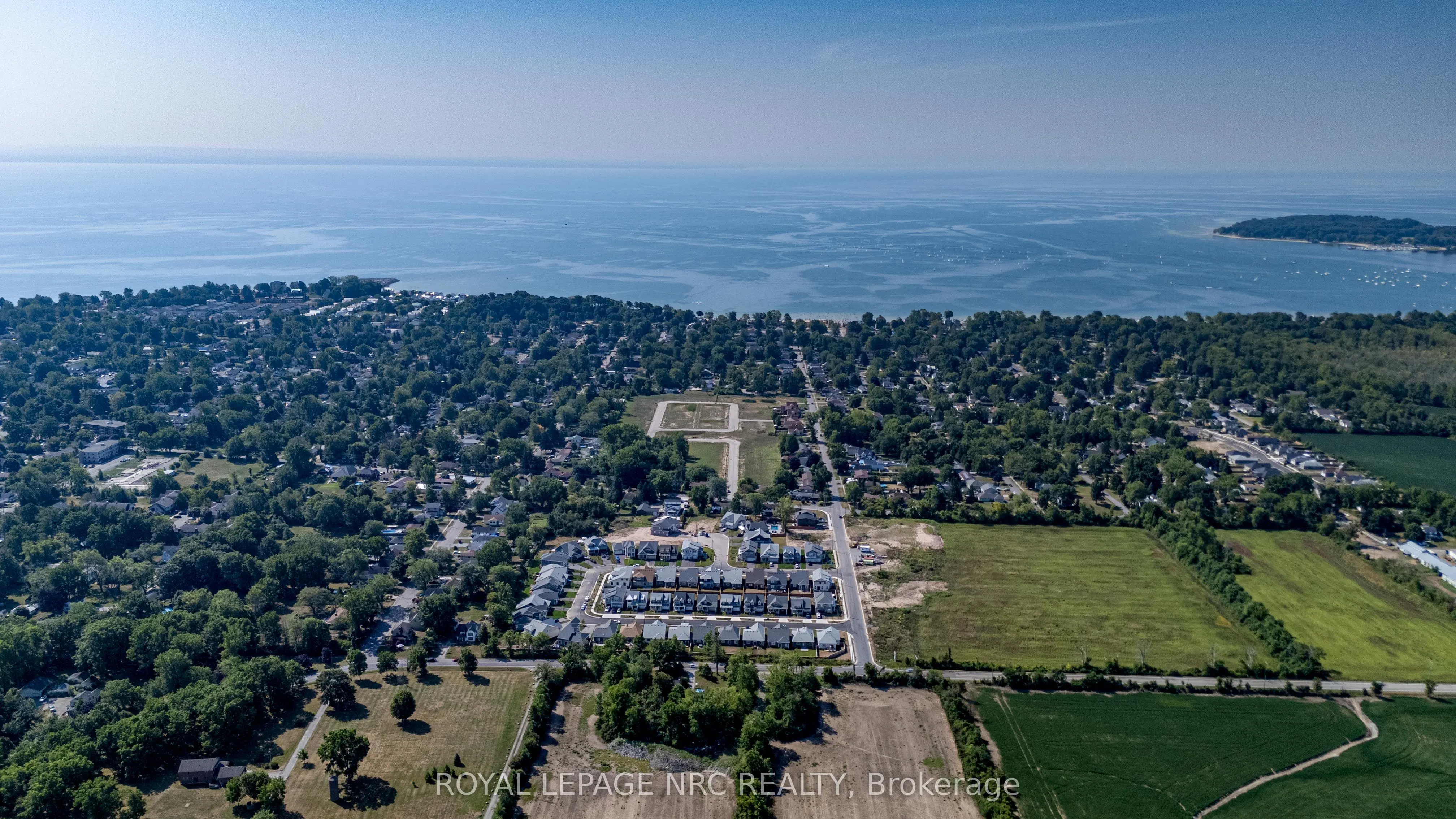 46 Beachwalk Crescent