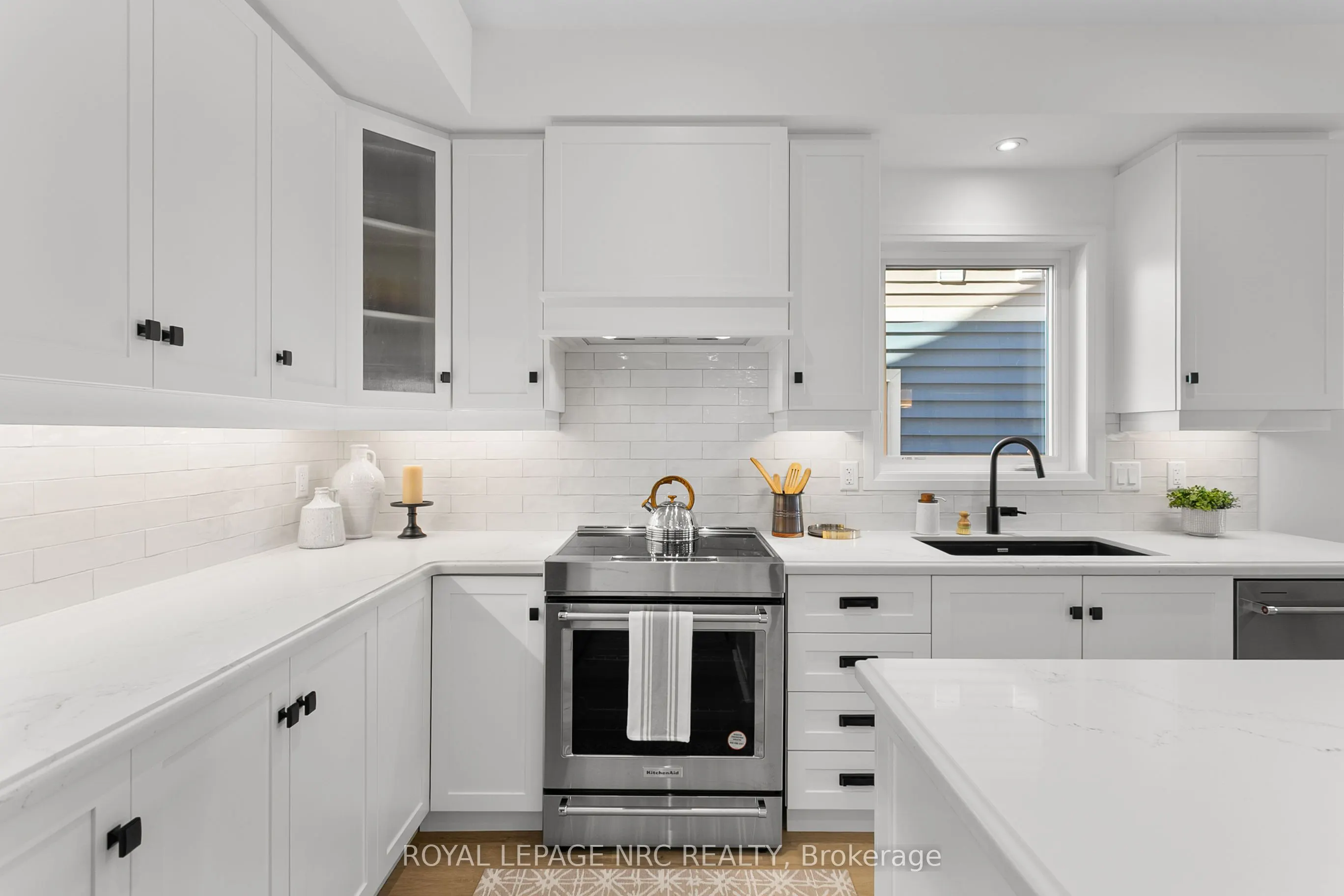 46 Beachwalk Crescent