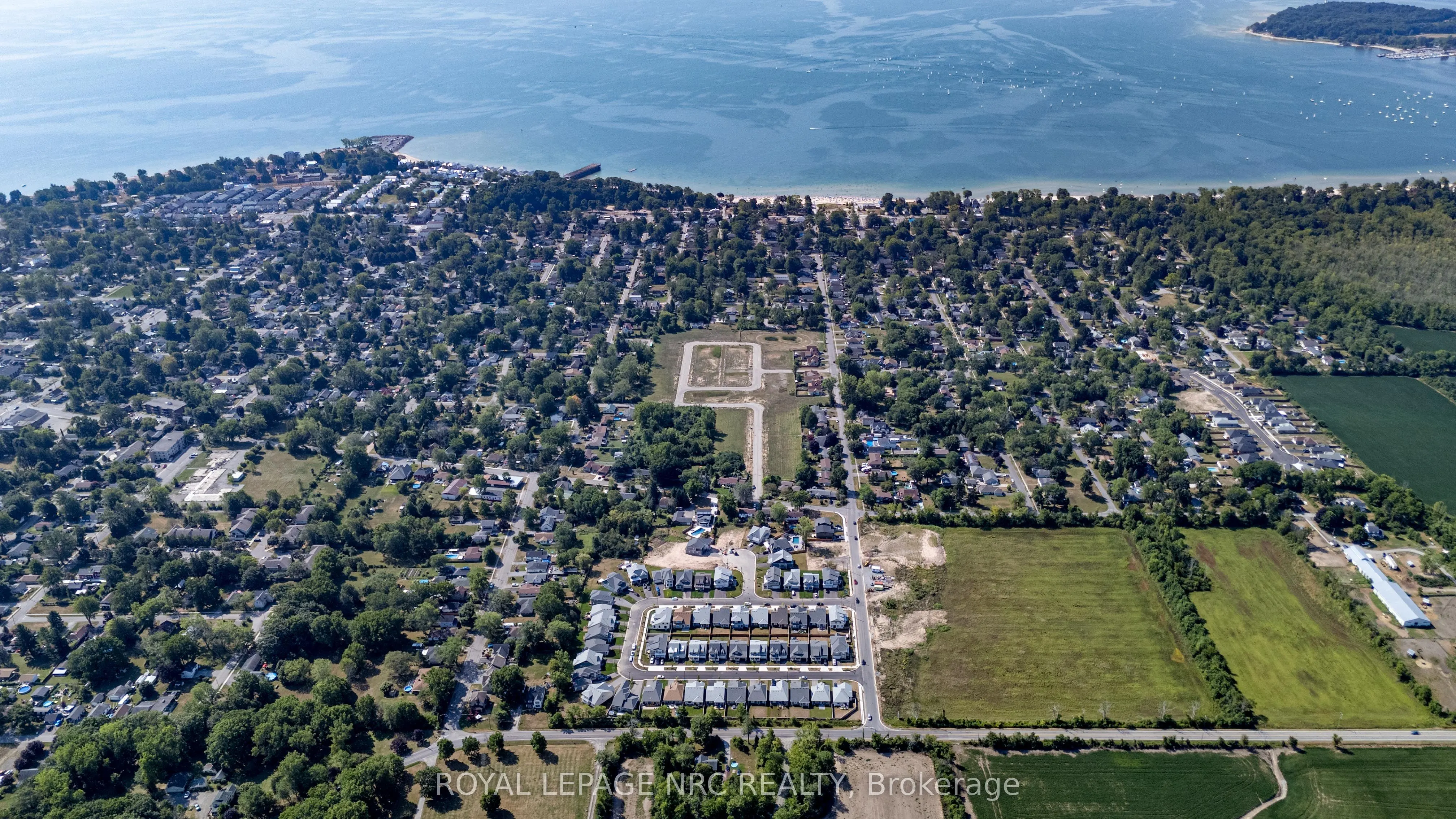 46 Beachwalk Crescent