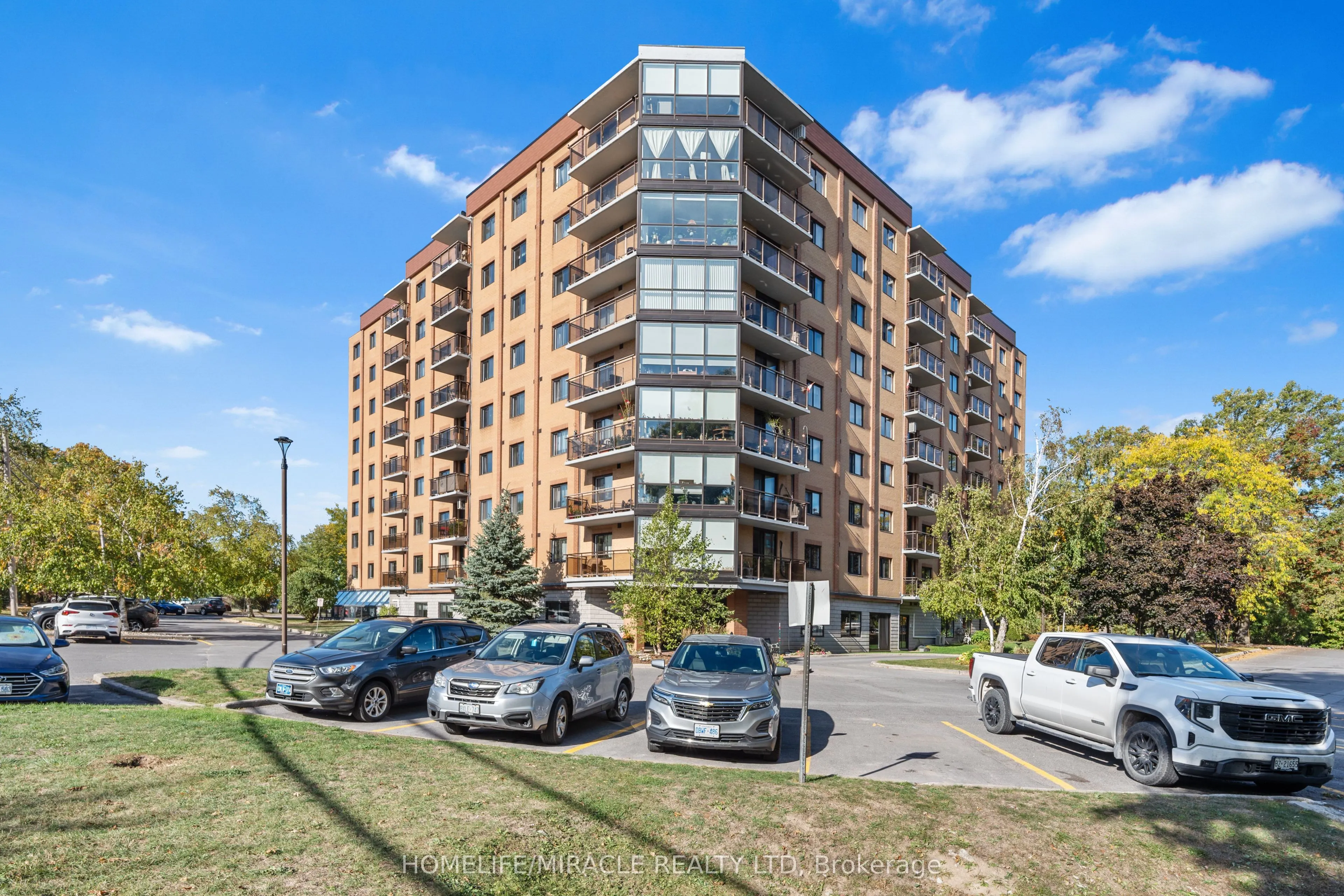 120 Barrett Court, #609