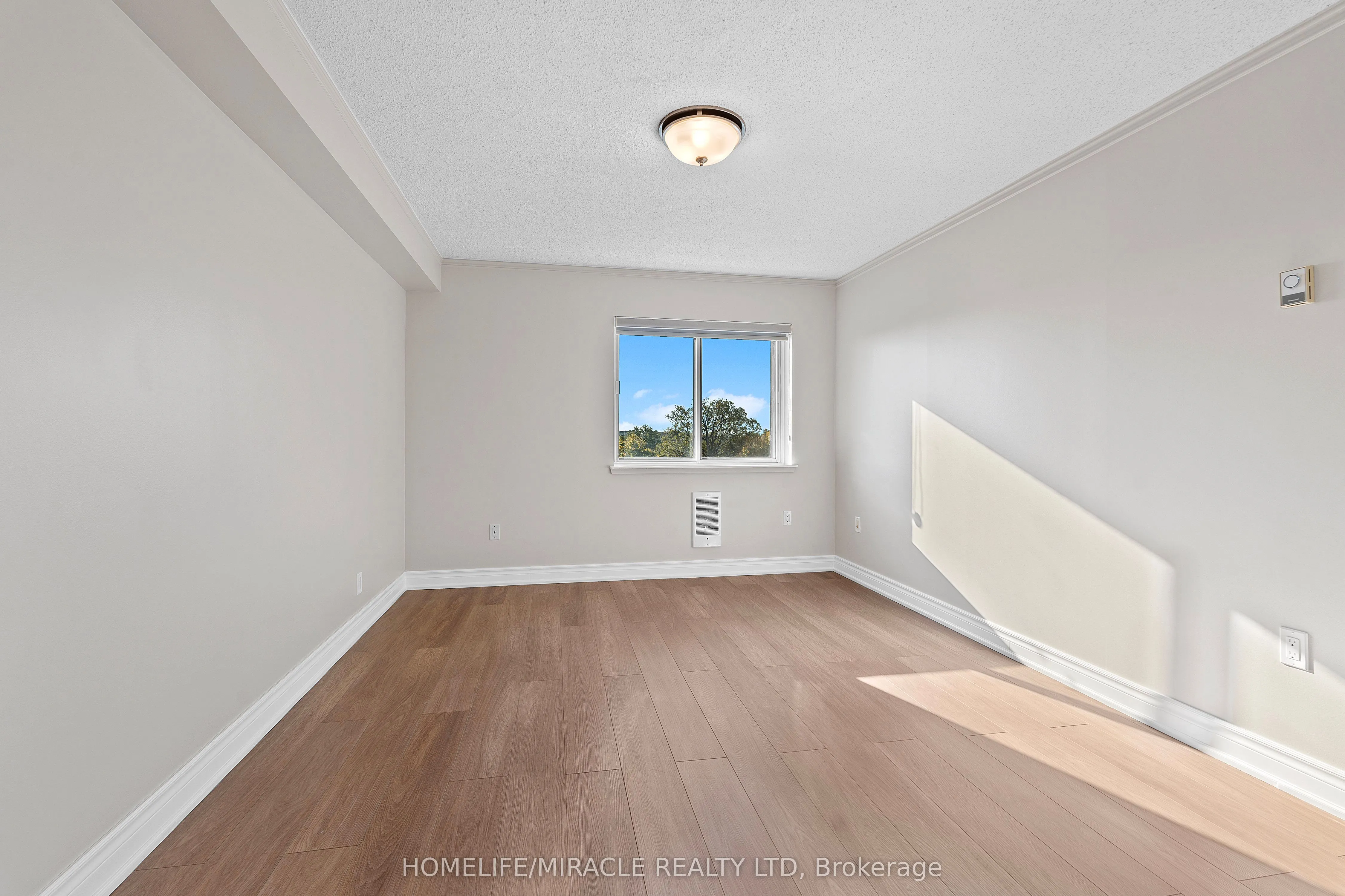 120 Barrett Court, #609