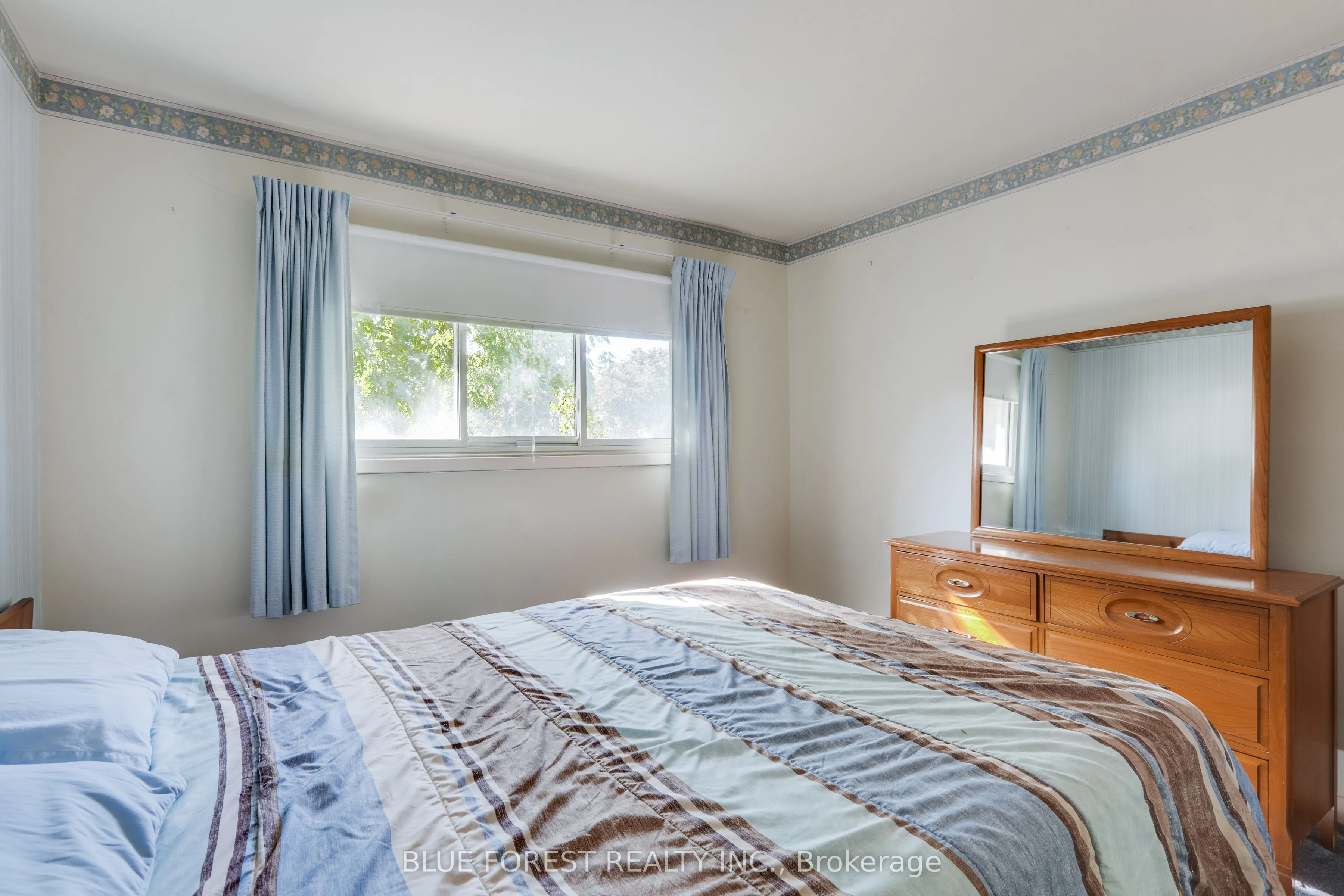 125 Goldwick Crescent