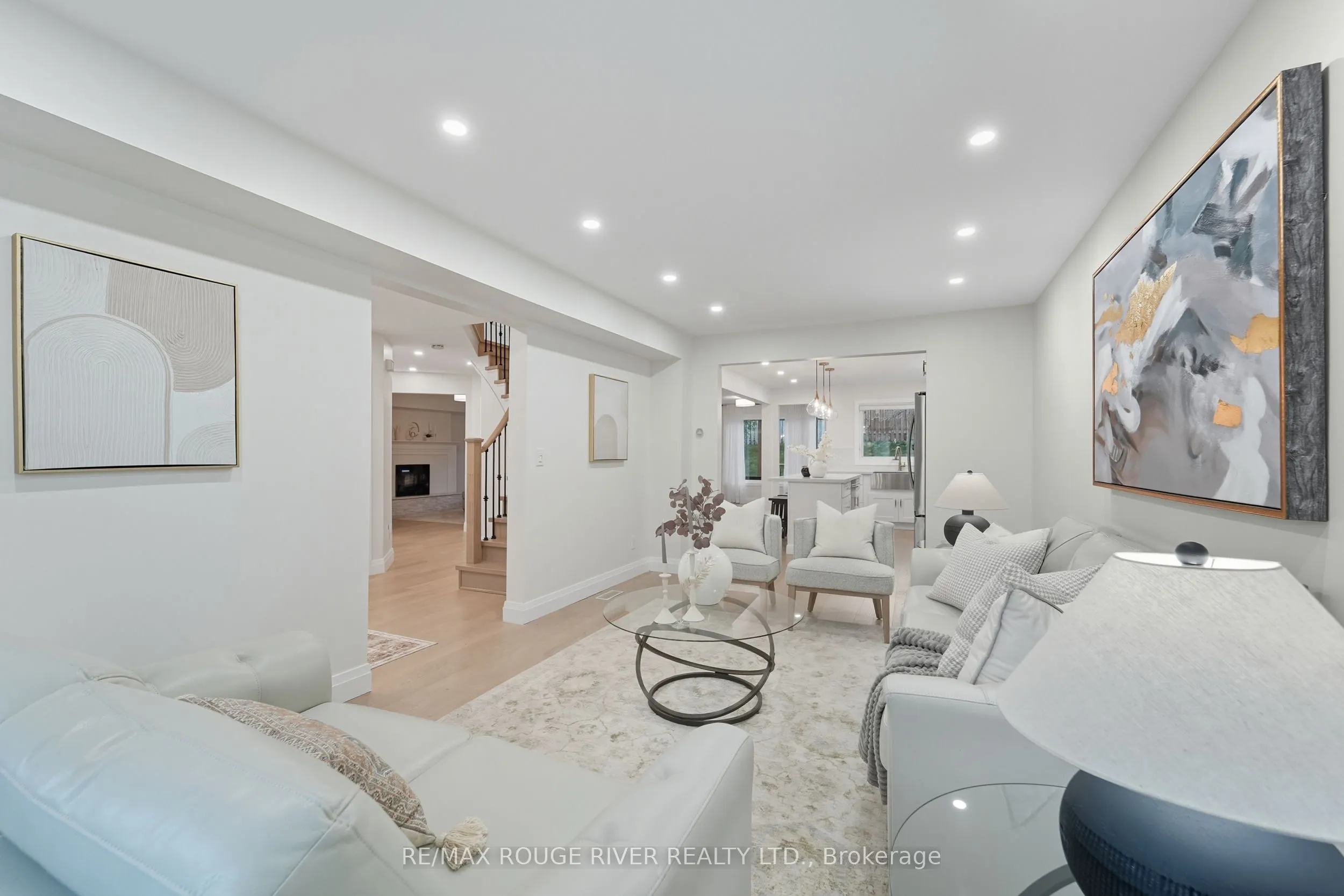 270 Lakeview Court