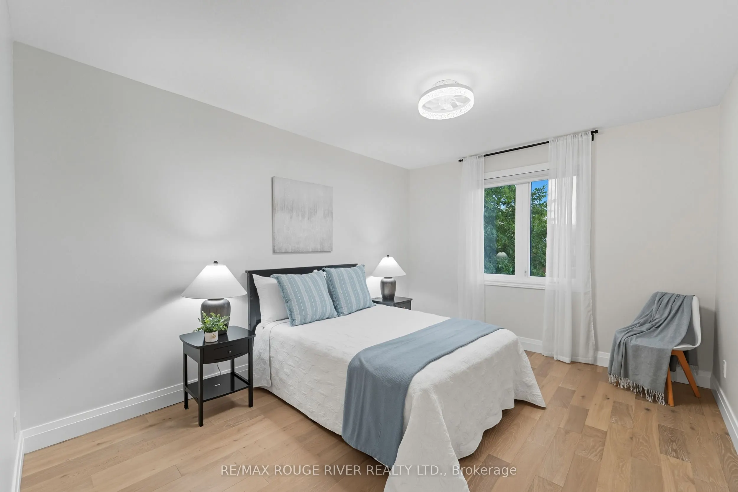 270 Lakeview Court
