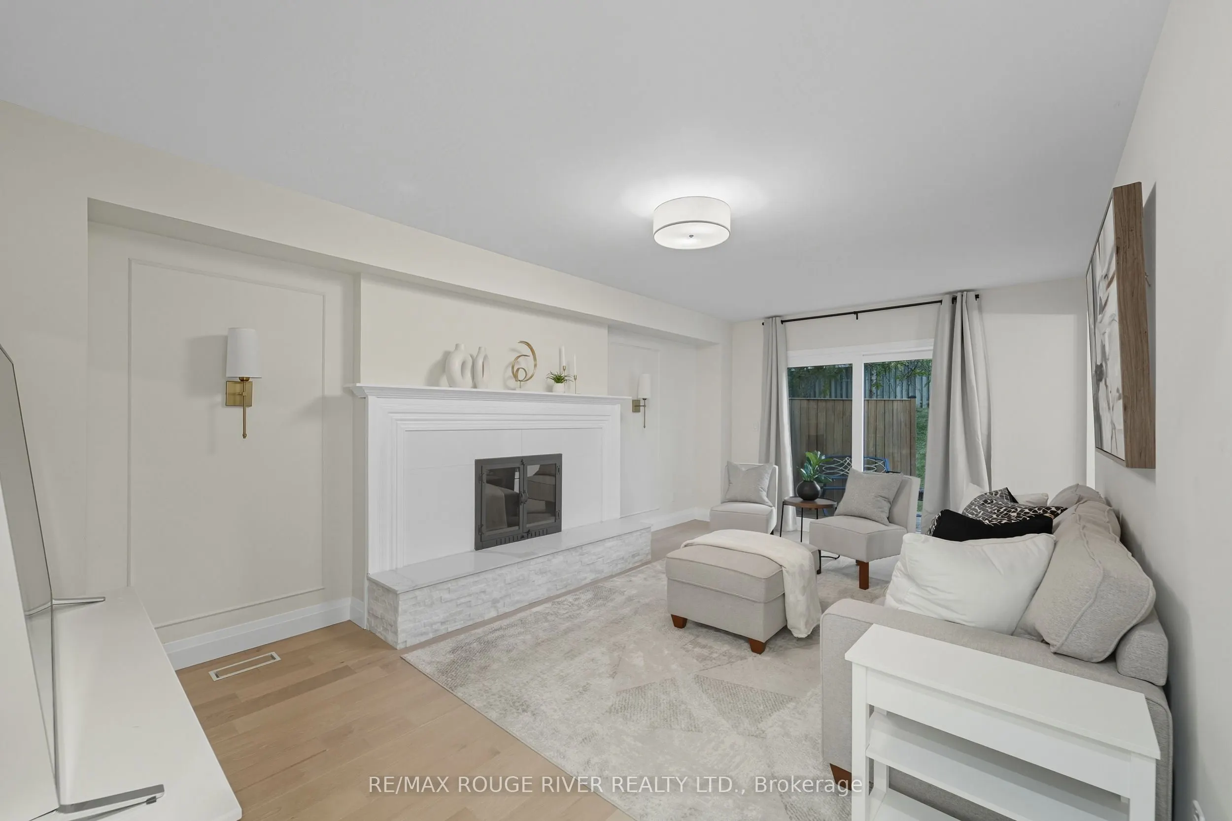 270 Lakeview Court