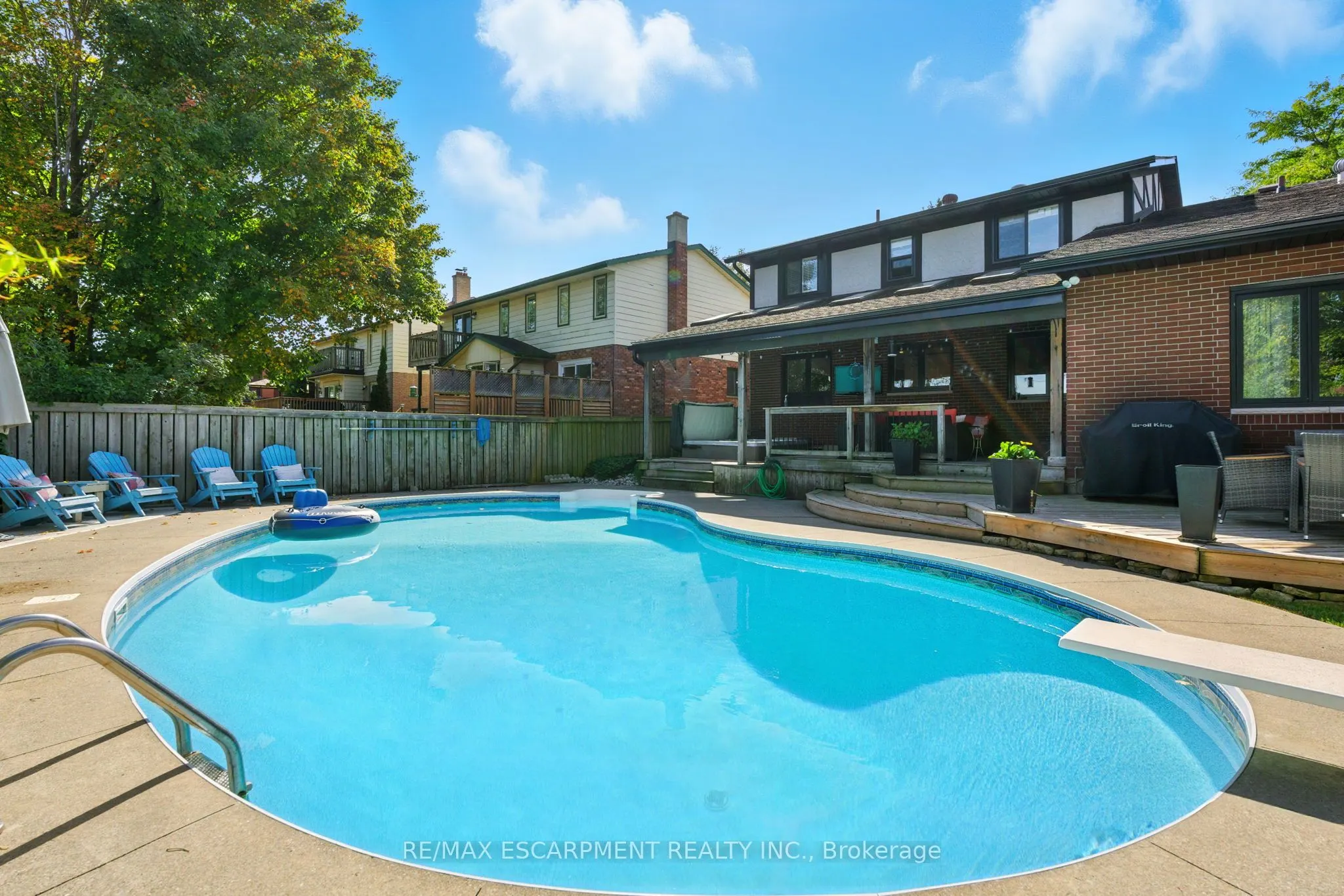 98 Esther Avenue
