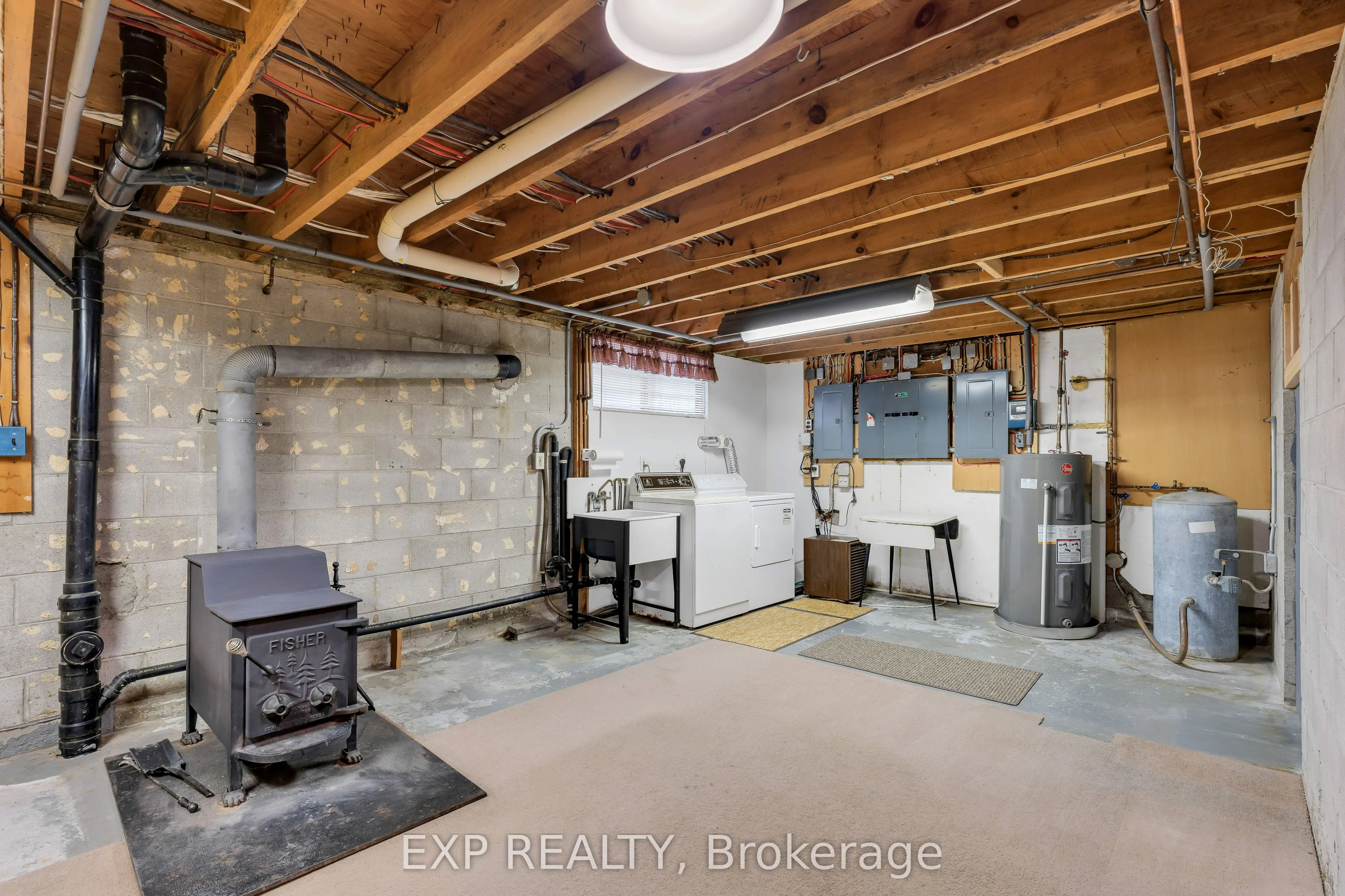 31 Southcrest Drive