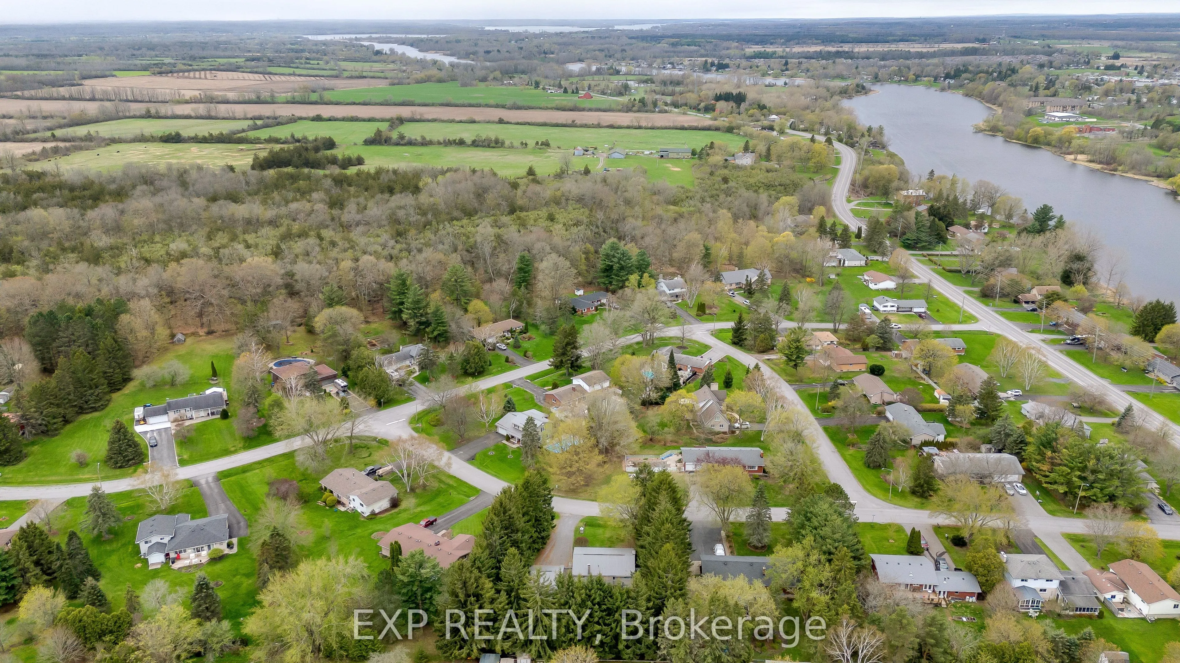31 Southcrest Drive