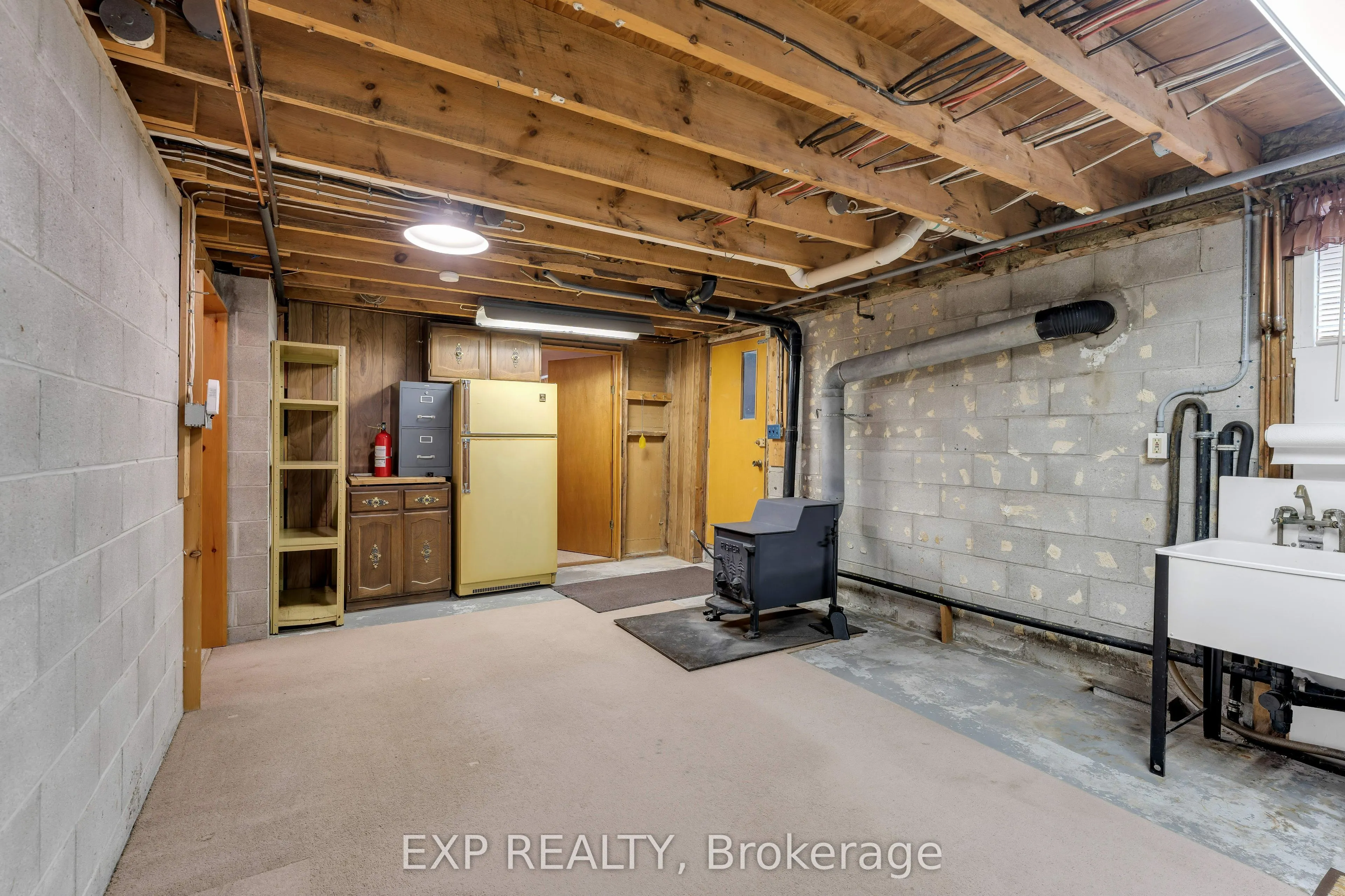 31 Southcrest Drive