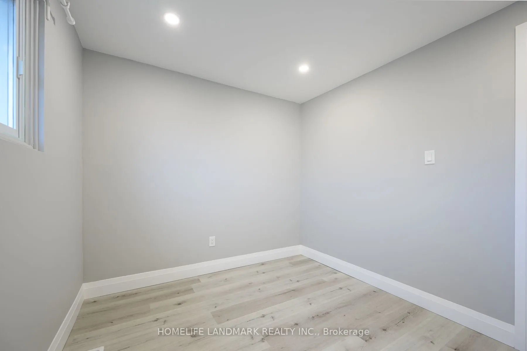 25 White Owl Crescent