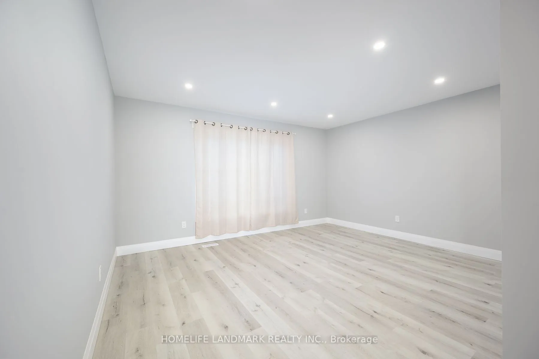 25 White Owl Crescent