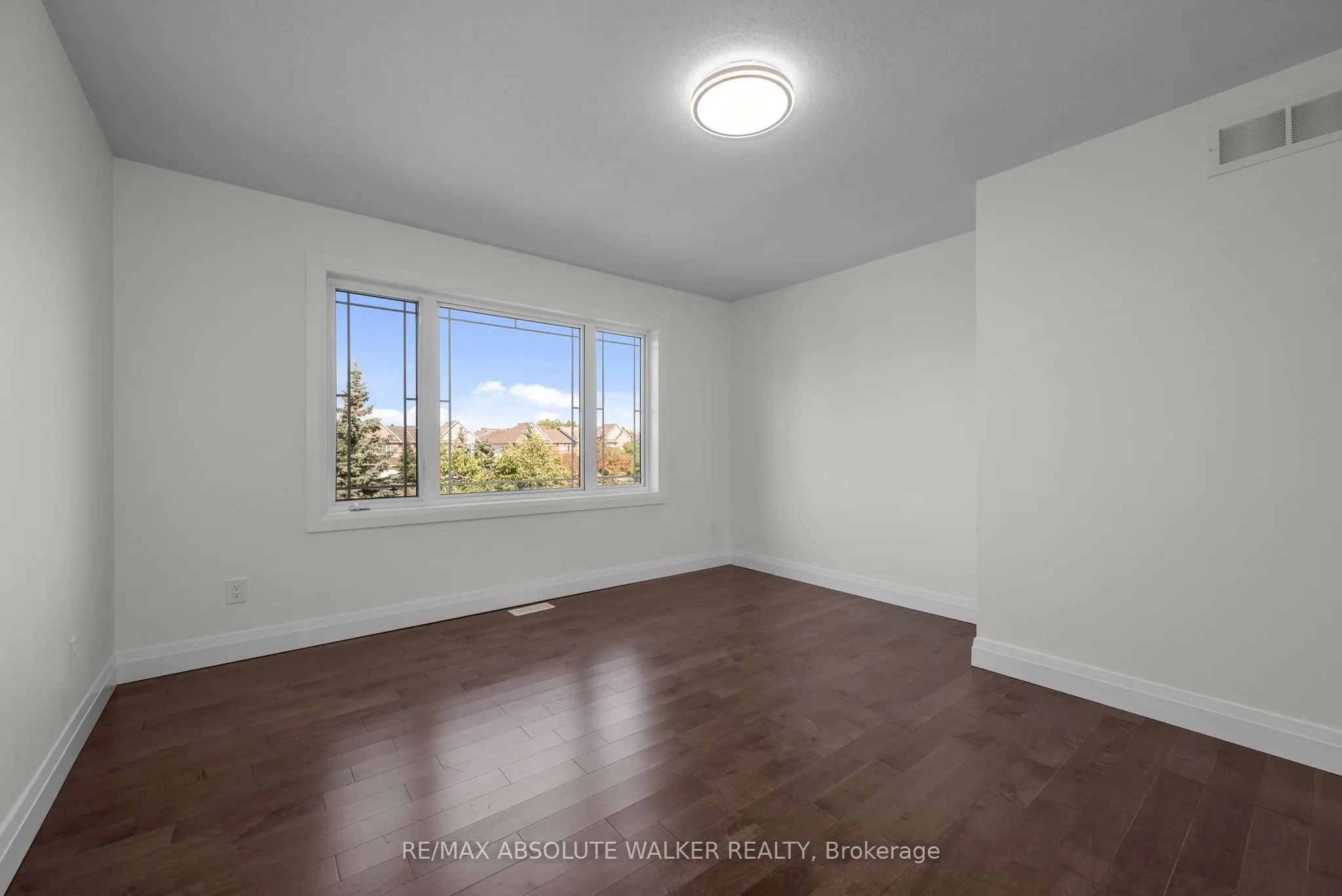 424 Nittany Crescent