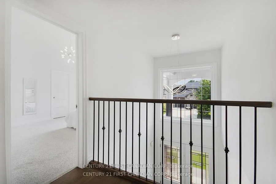 207 UNION Avenue