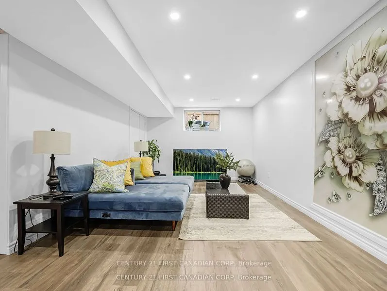 207 UNION Avenue