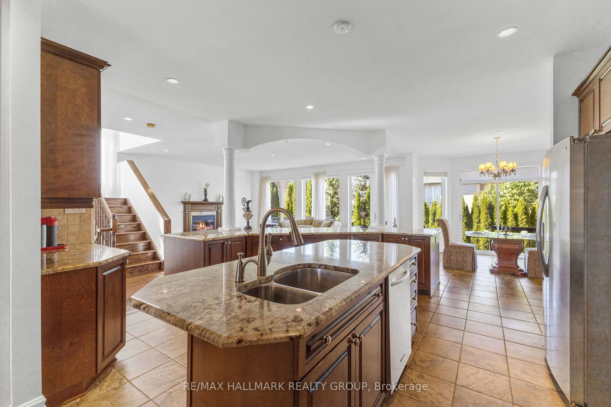 60 Winding Way