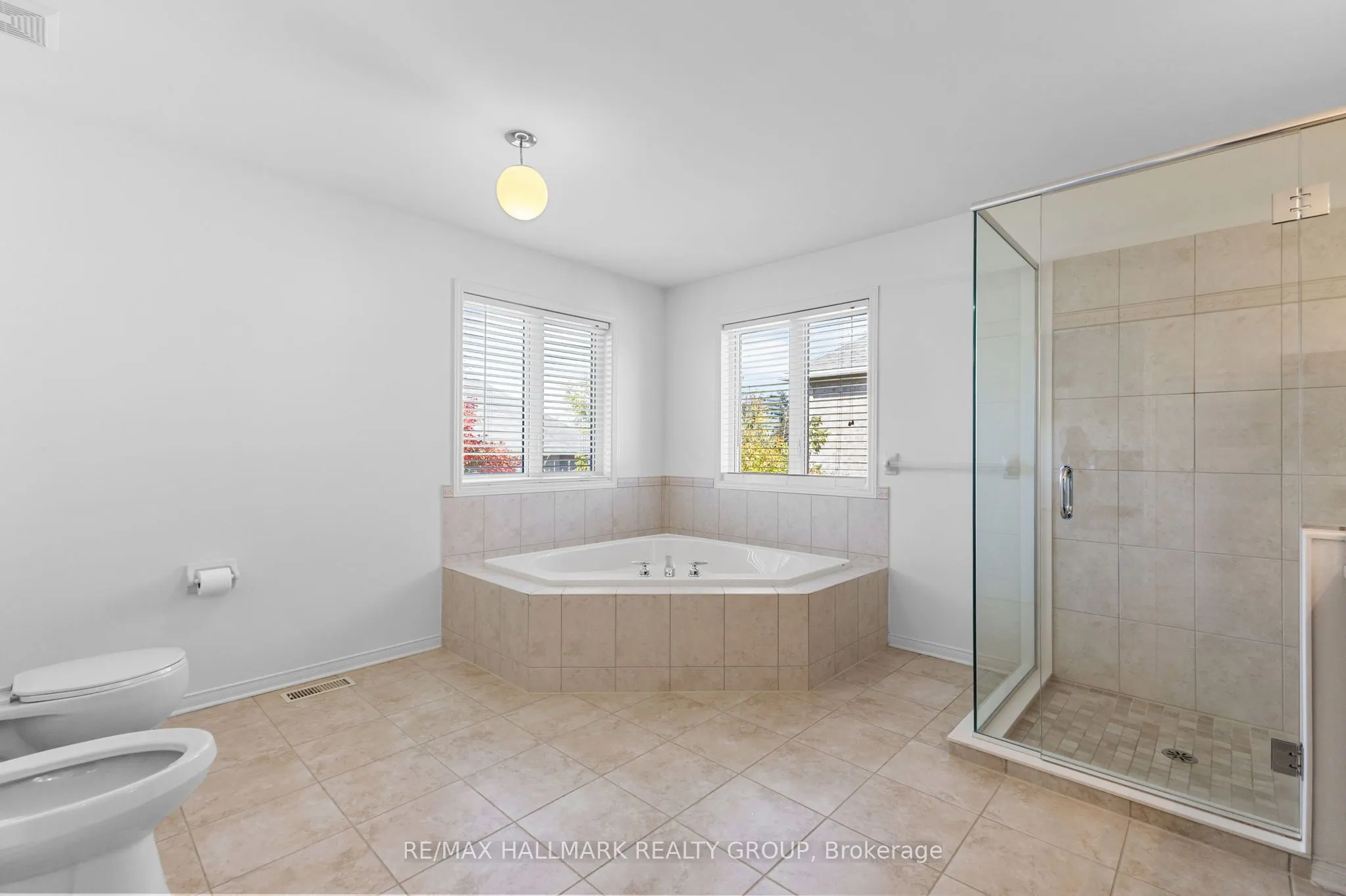 60 Winding Way