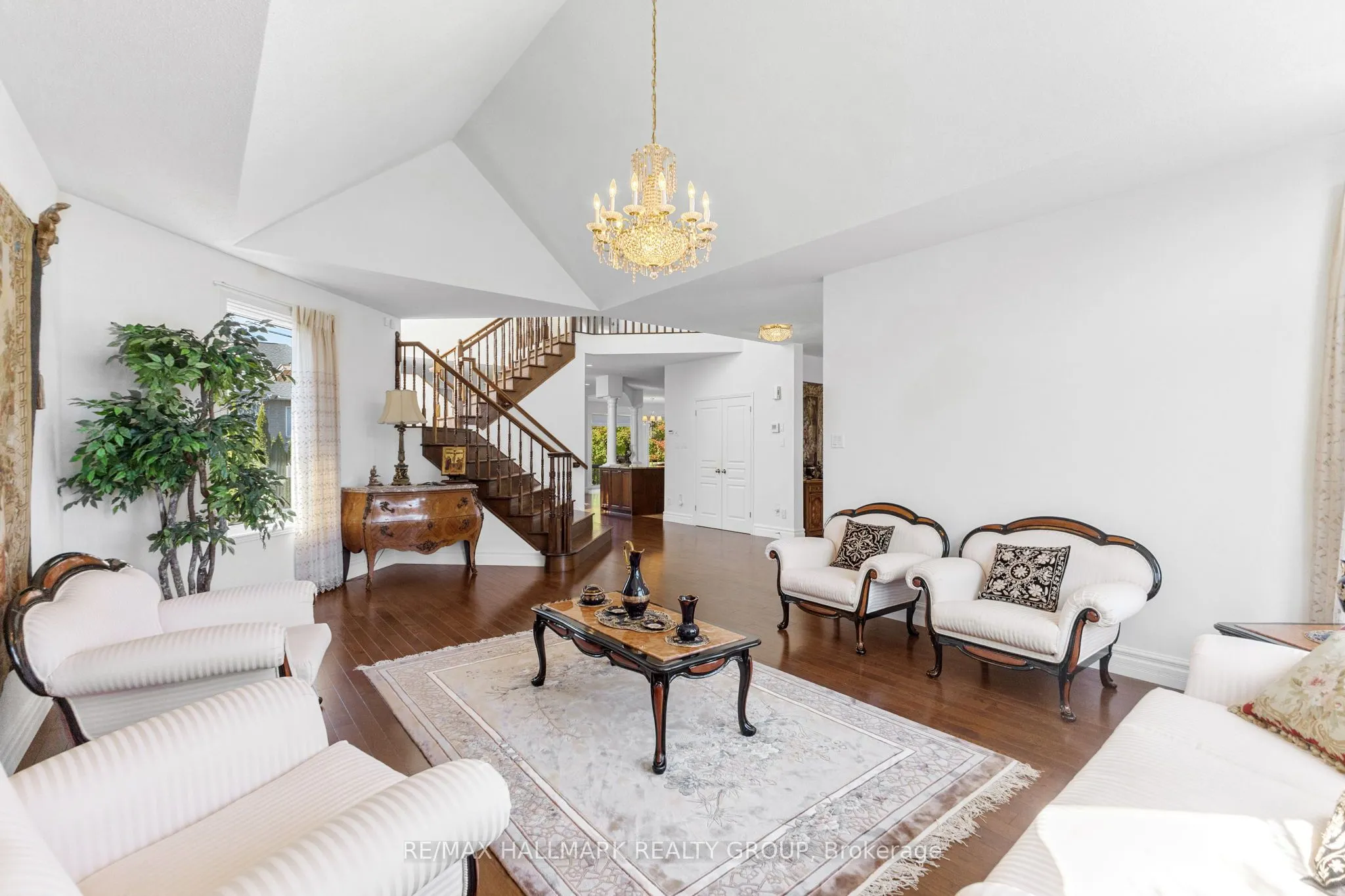 60 Winding Way