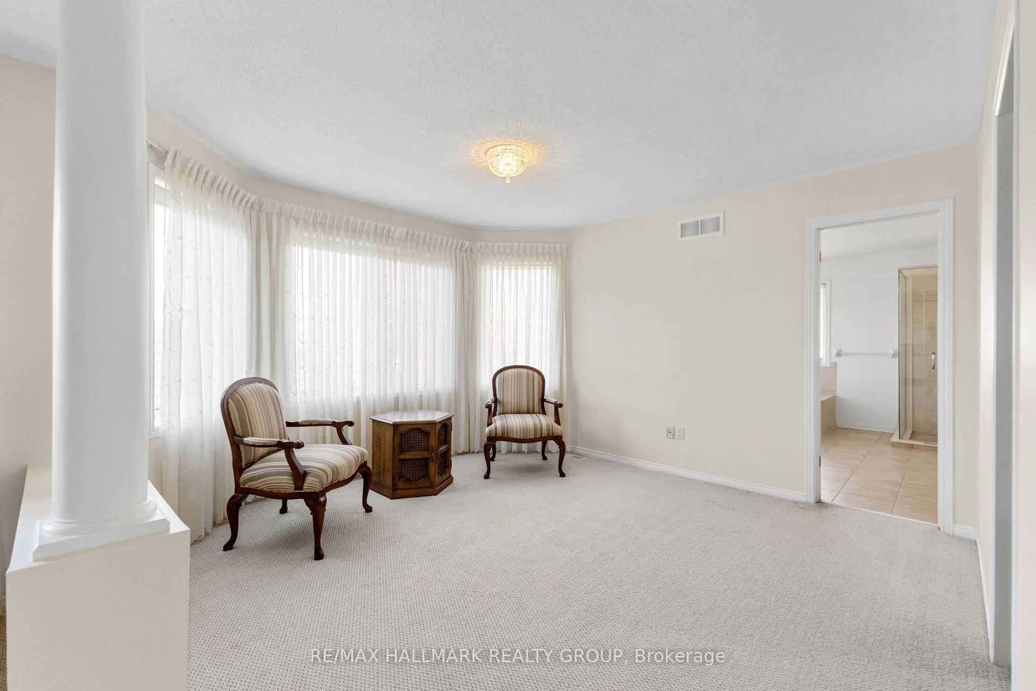 60 Winding Way