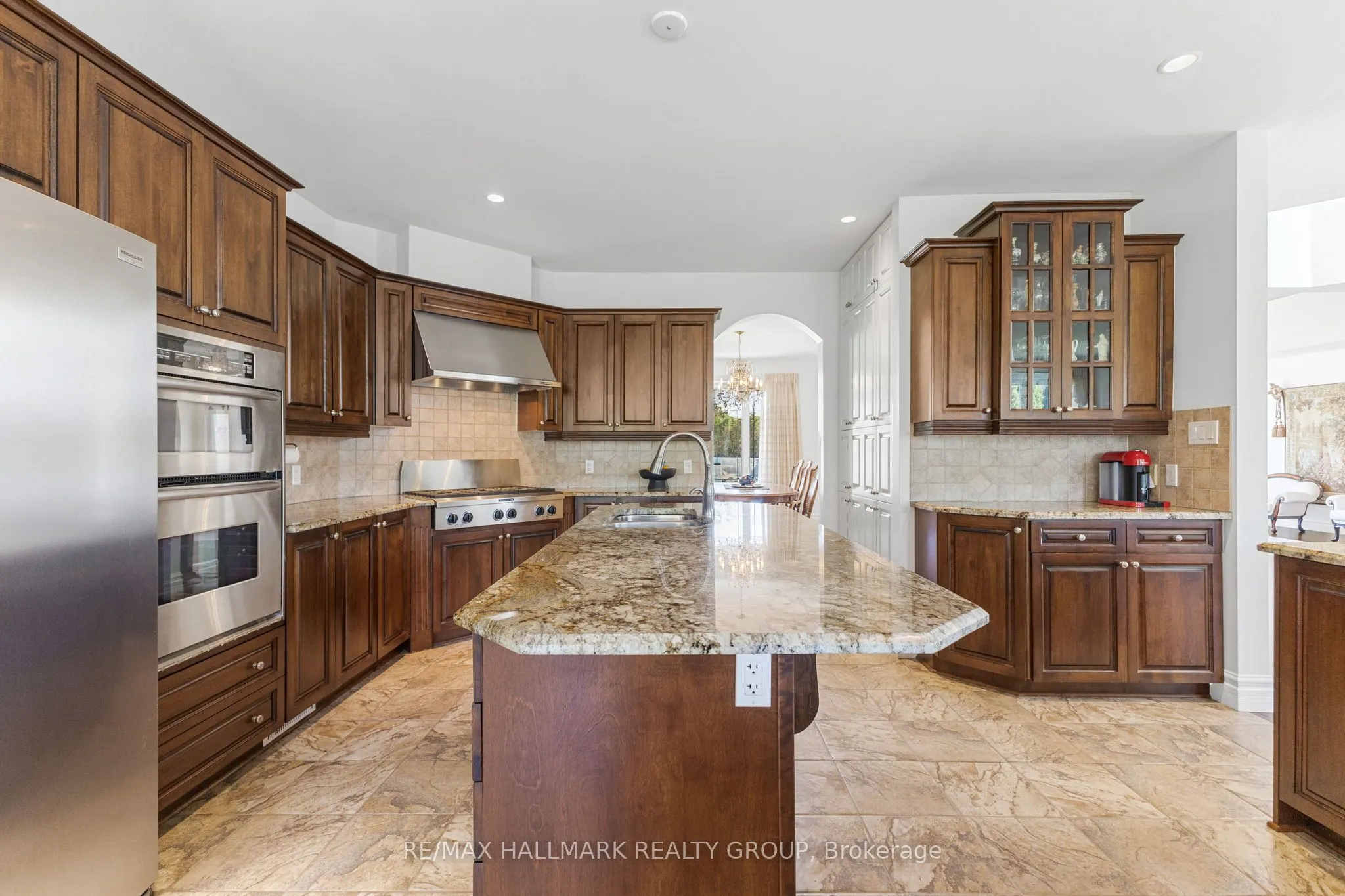60 Winding Way