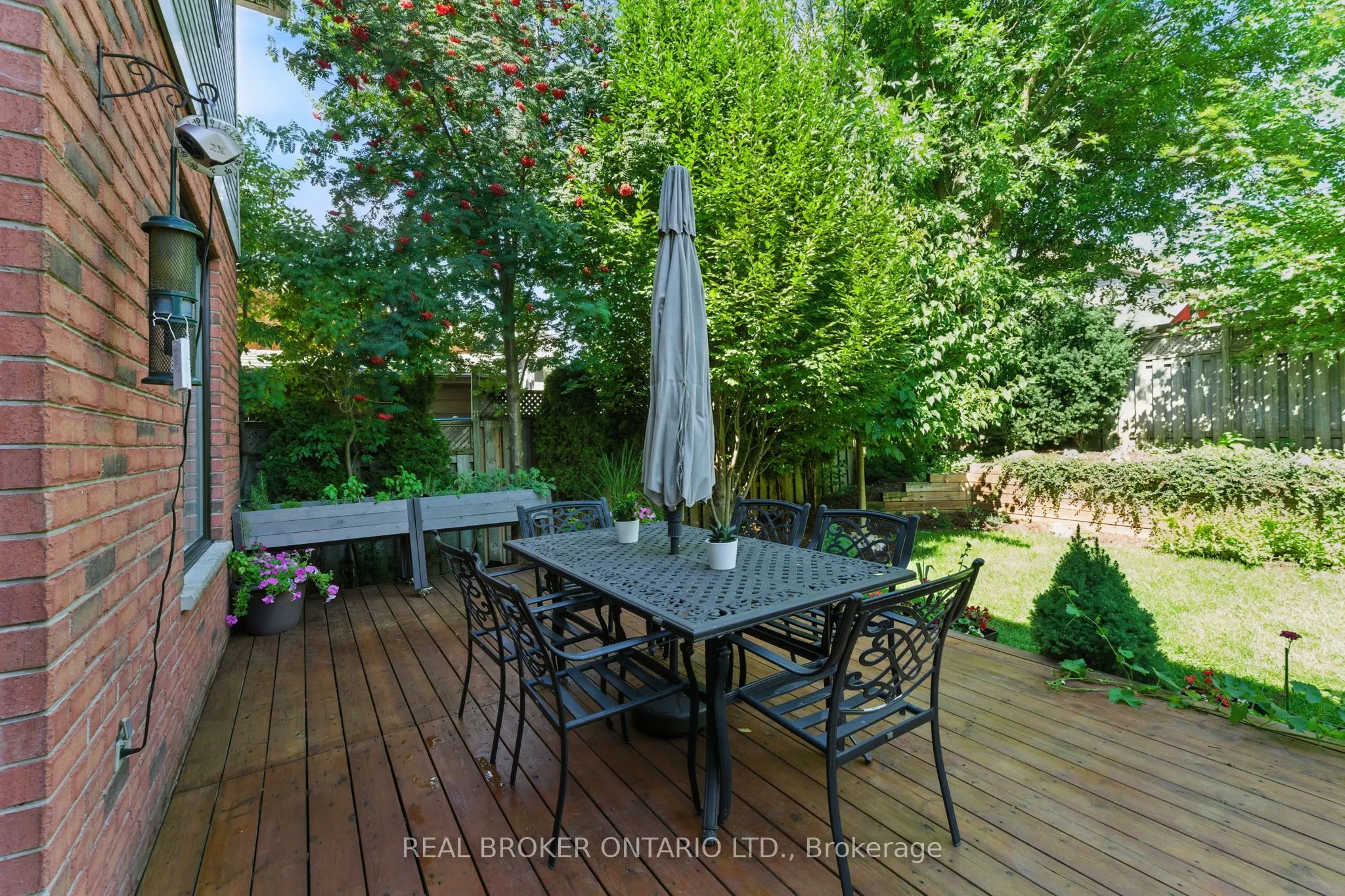 506 Eastbridge Boulevard