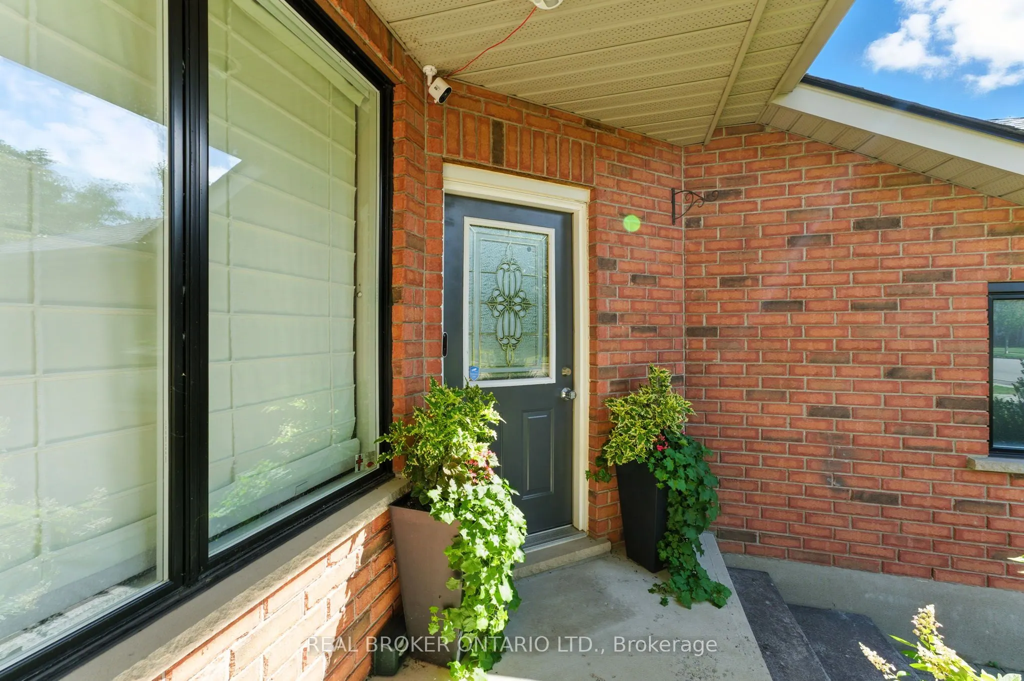 506 Eastbridge Boulevard