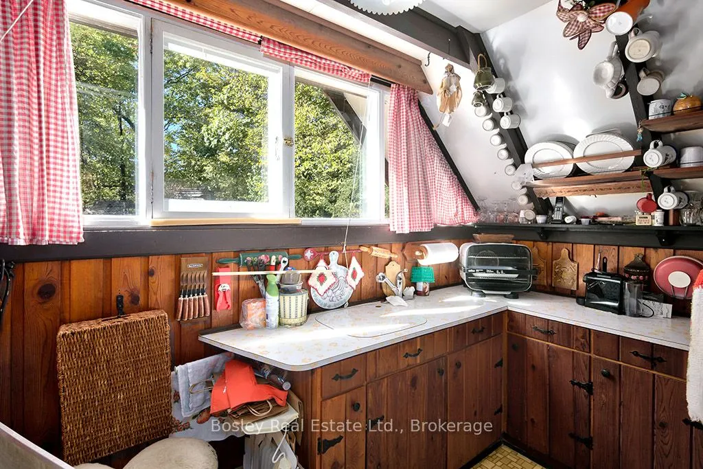 242 Arrowhead Road, #3