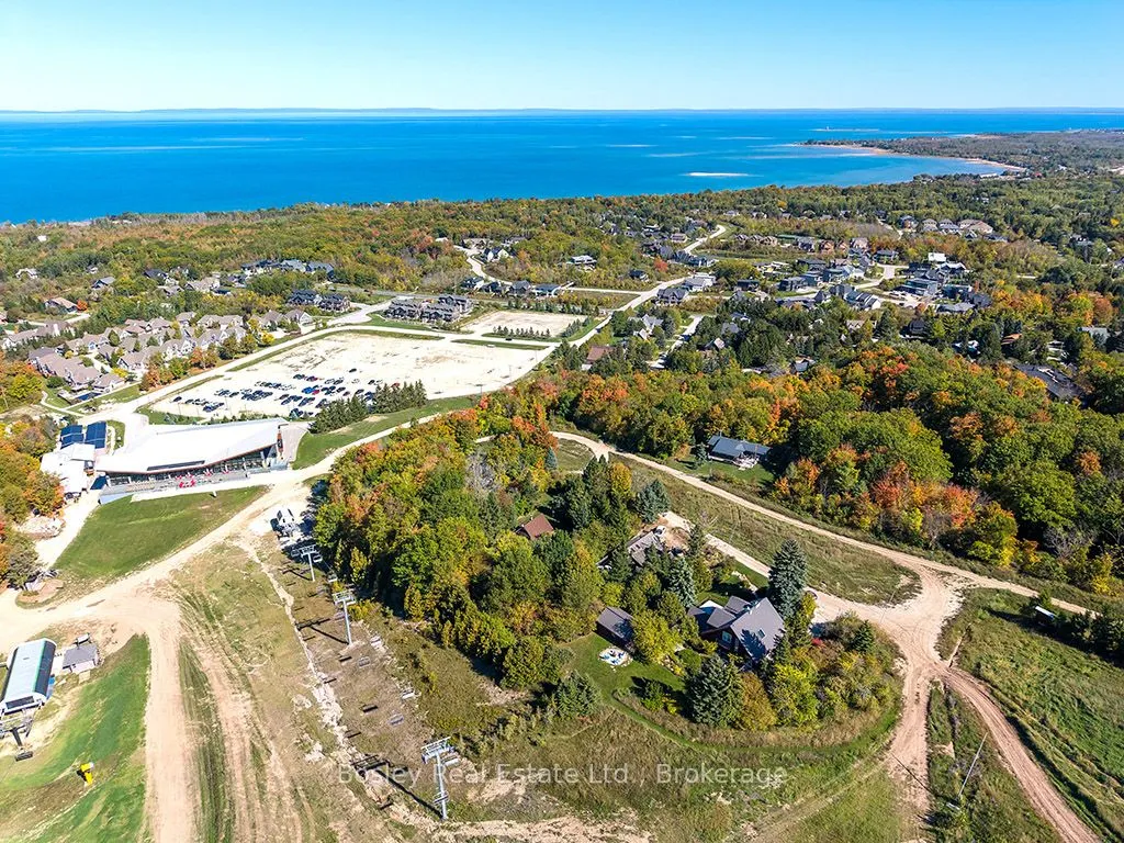 242 Arrowhead Road, #3