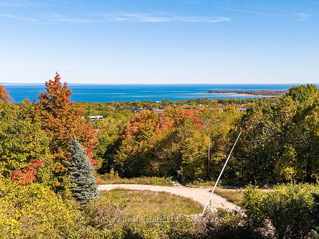 242 Arrowhead Road, #3