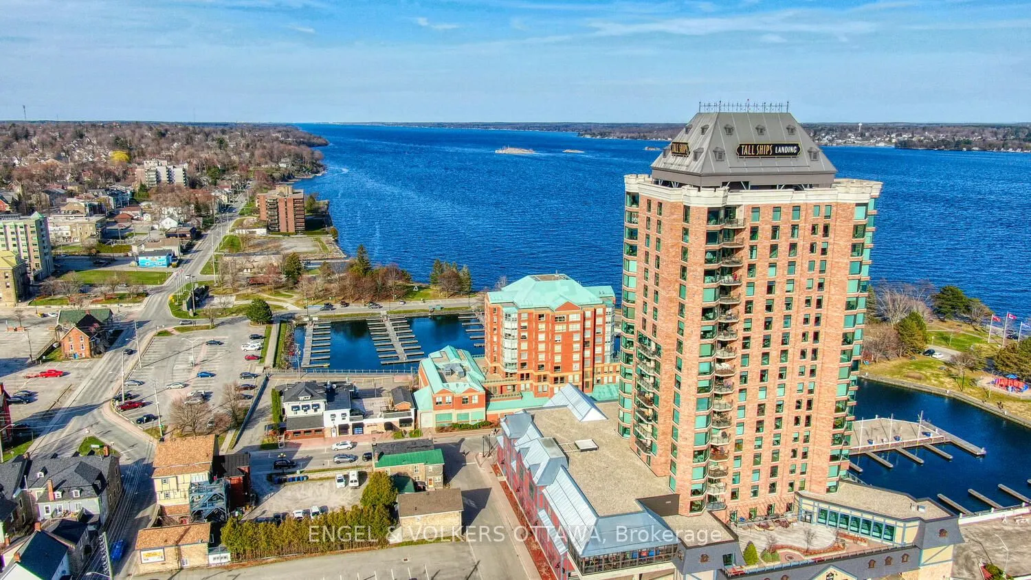 15 St Andrew Street, #1504
