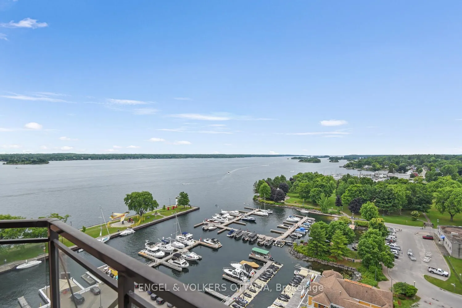 15 St Andrew Street, #1504